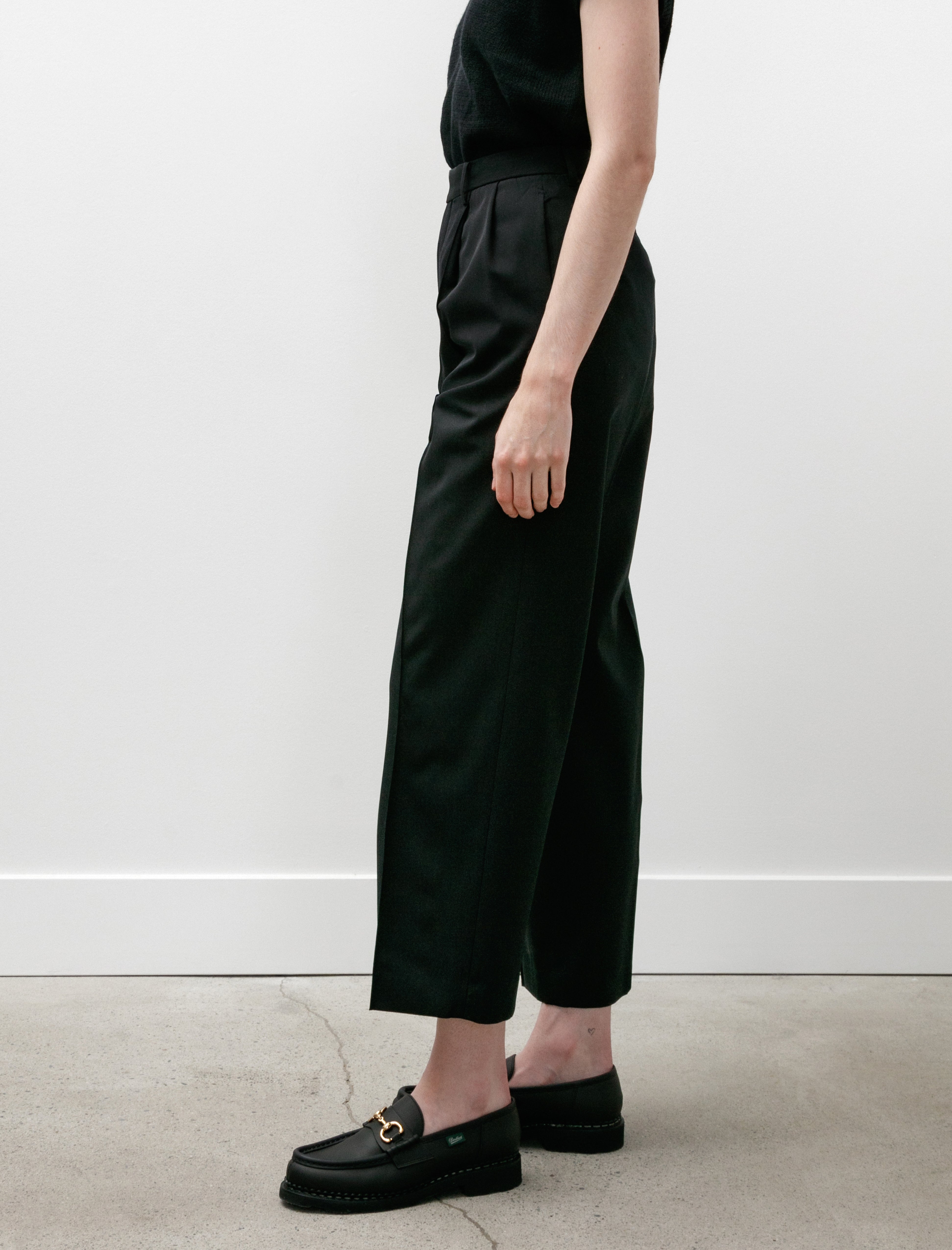 Auralee Light Wool Max Gabardine Slacks Top Black