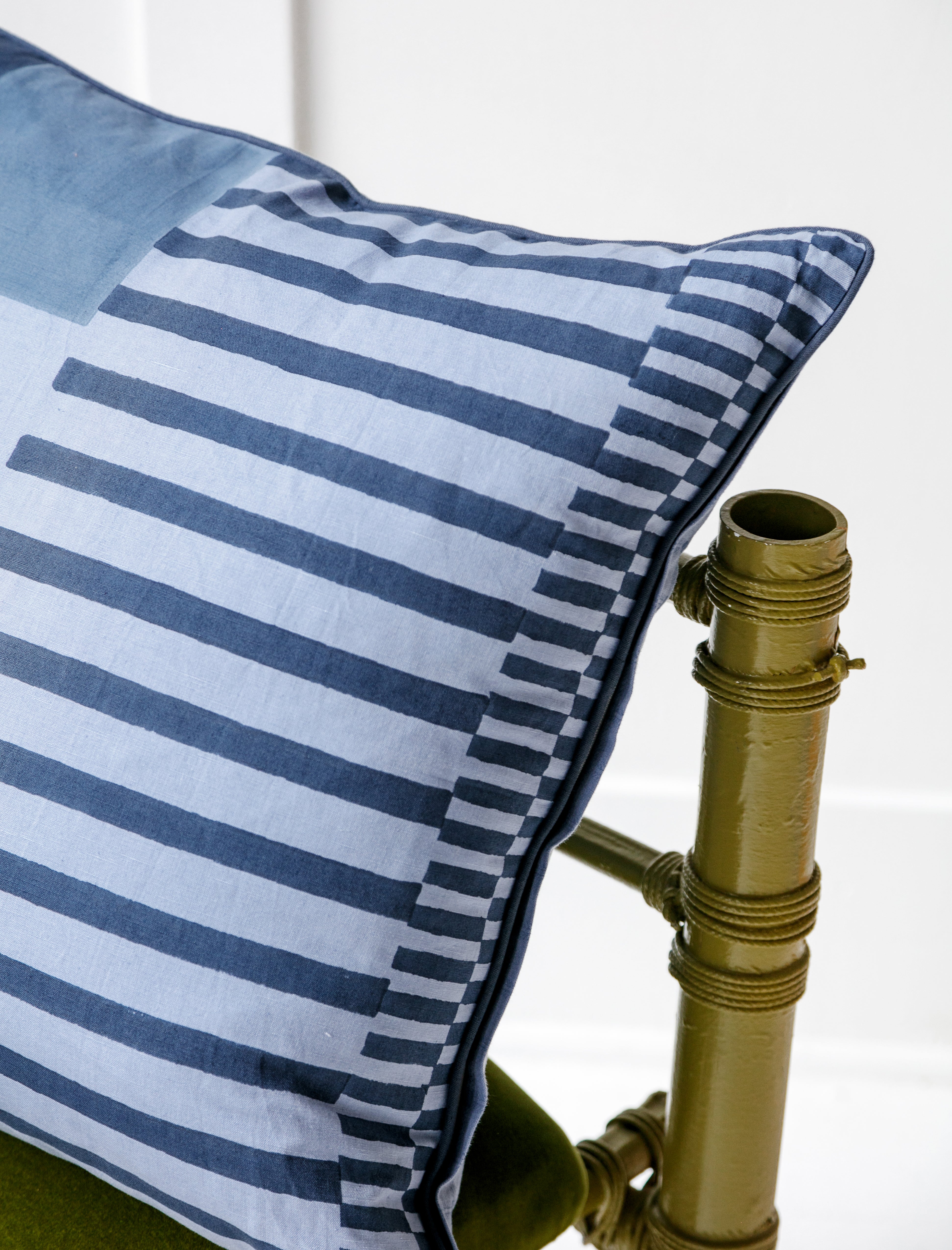 Studio Ford Square Pillow Gunta