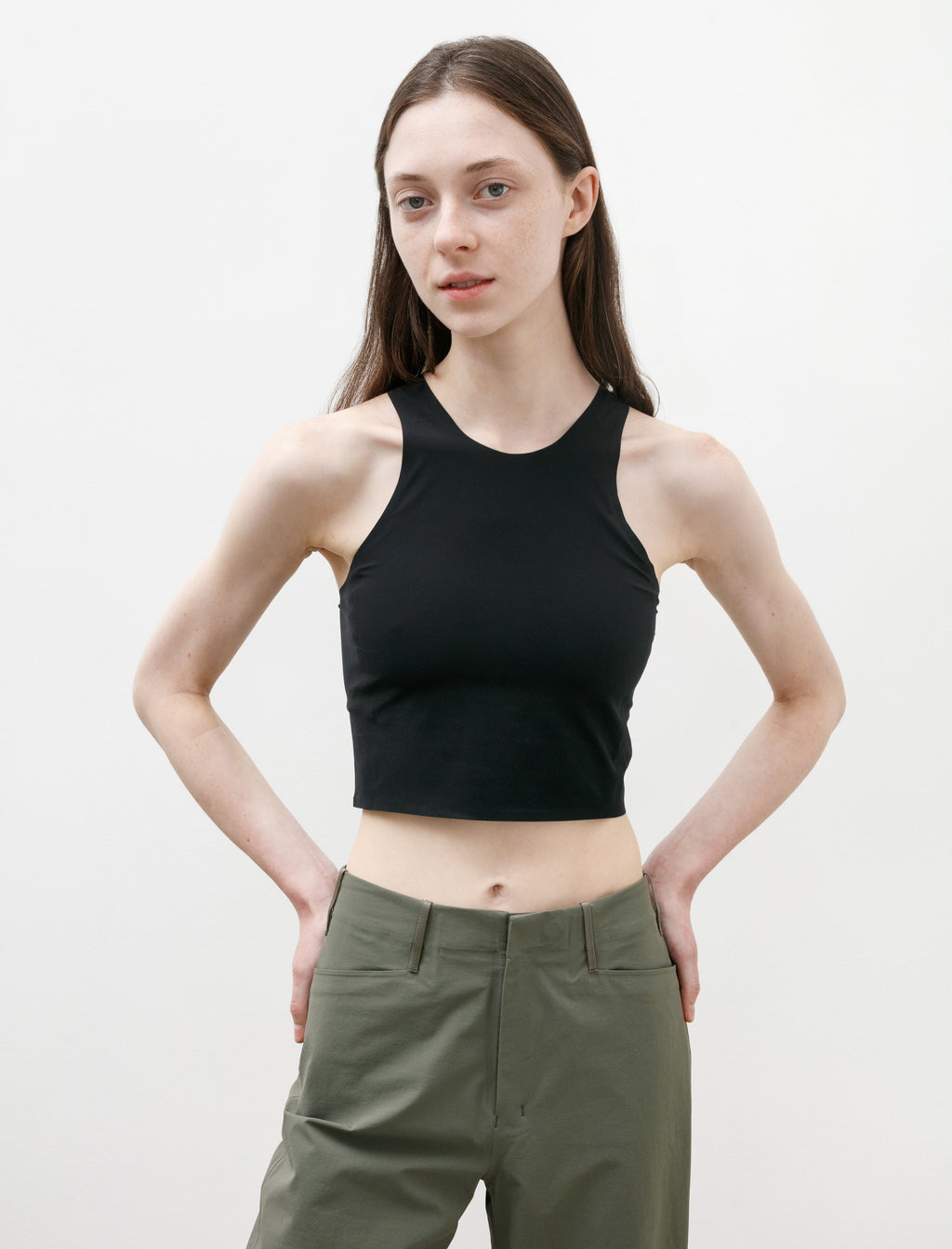 Theory 21SS ウォッシャブル タンクトップ ブラック VOGUE』ロゴ トゥルーコットン タンクトップ ブラック – VOGUE Collection