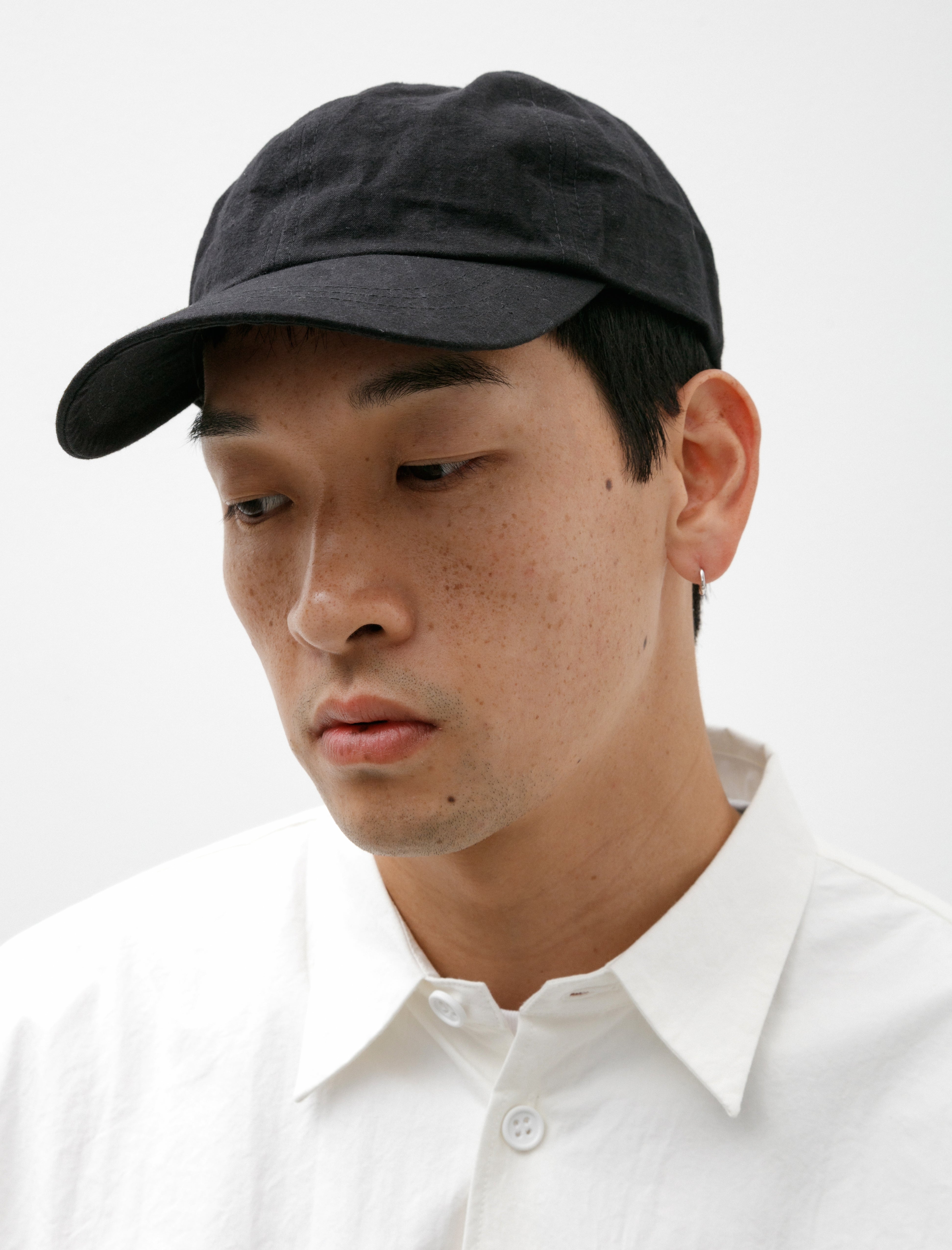 MAN-TLE R0 Cap 1 Black Wax