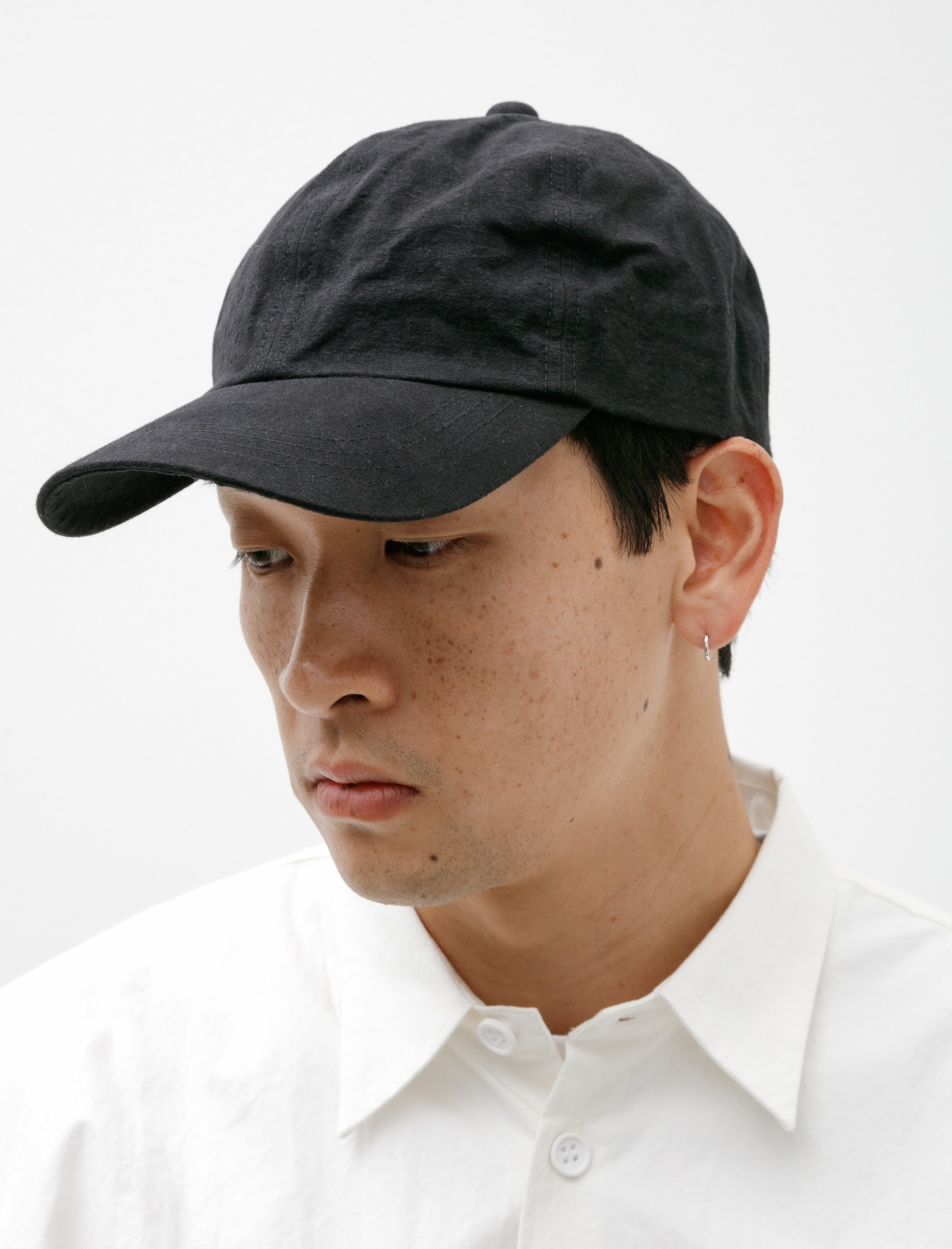 MAN-TLE R0 Cap 3 Black Wax