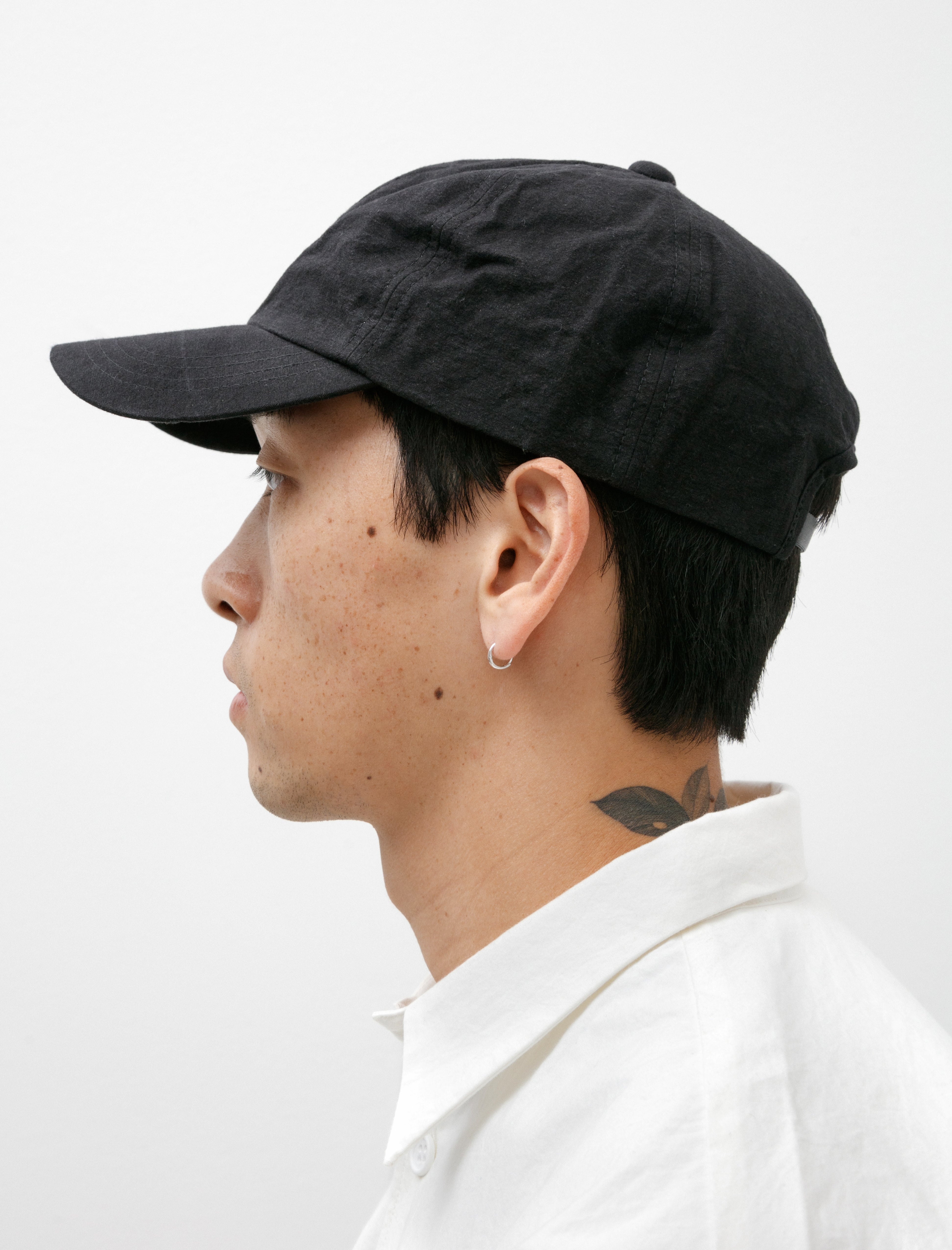 MAN-TLE R0 Cap 3 Black Wax