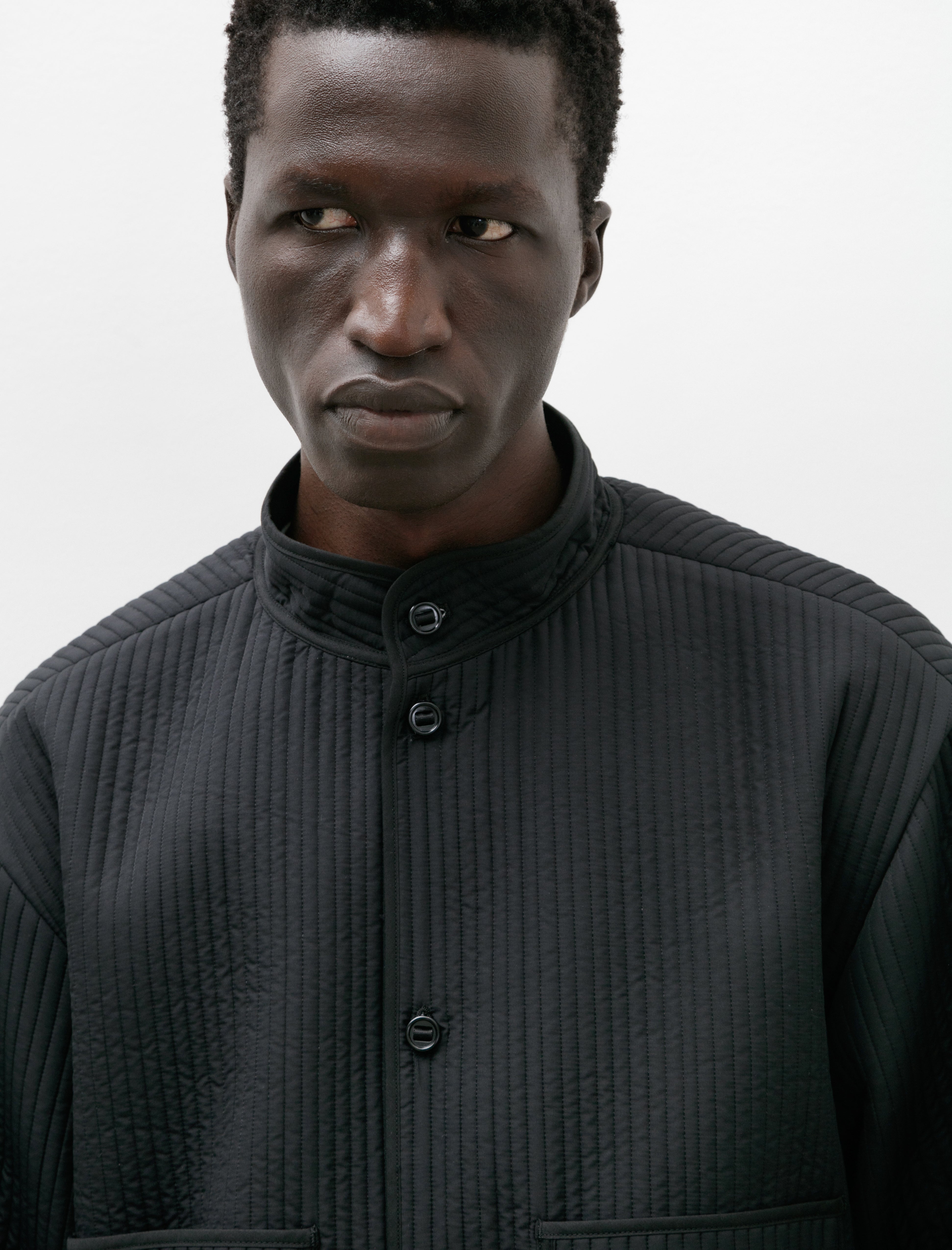 MAN-TLE R17 Outer-4 Black Nubi