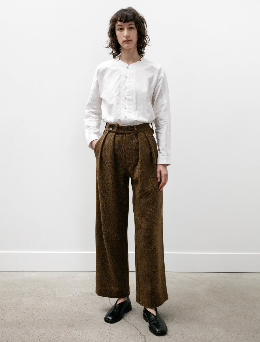 SeventyFive Donegal Pleated Trousers Cascade – Neighbour