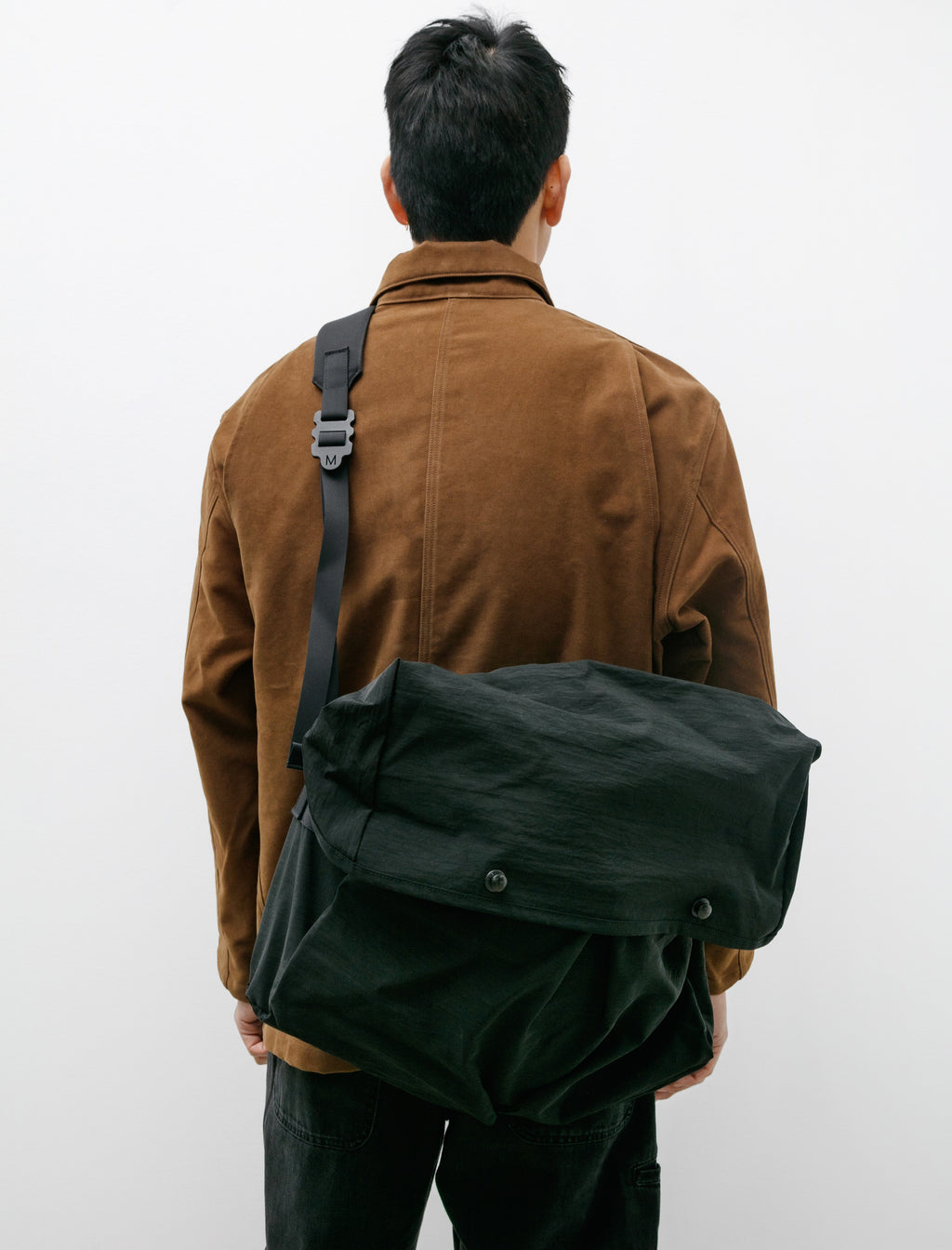 MAN-TLE R0 G2 Black Nylon – Neighbour