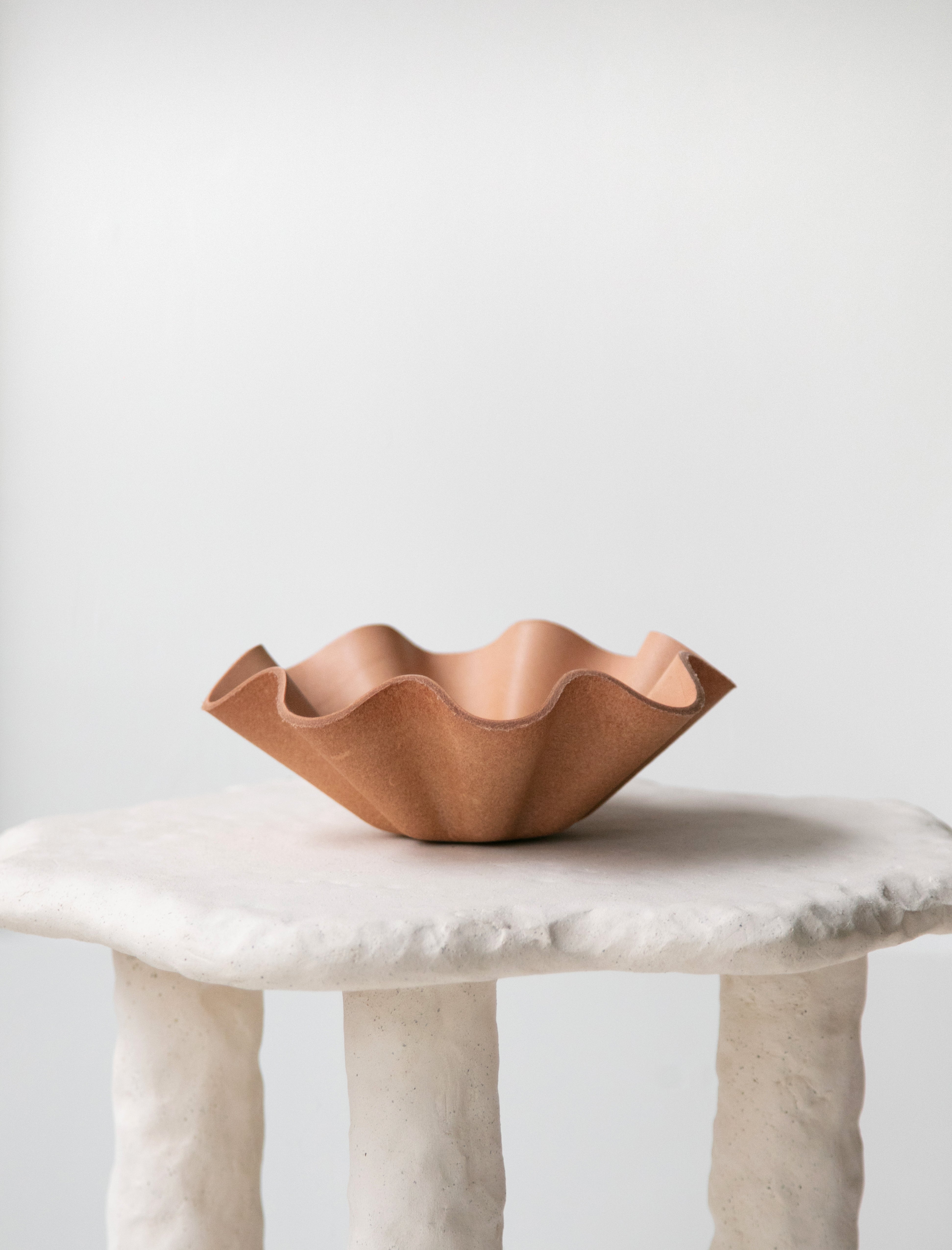 Hender Scheme Shell Bowl Small Natural