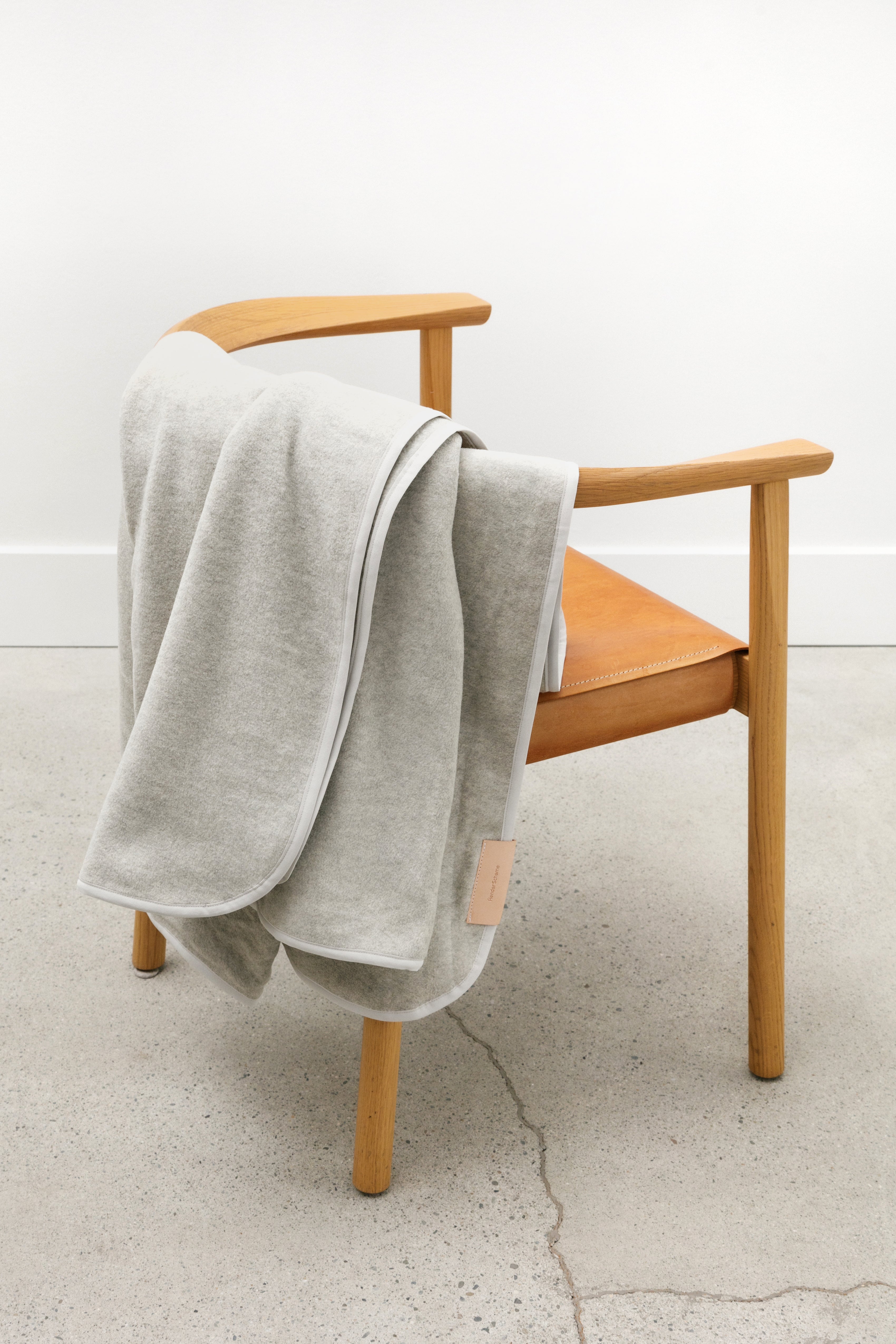 Hender Scheme Fleece Blanket Large Melange Grey