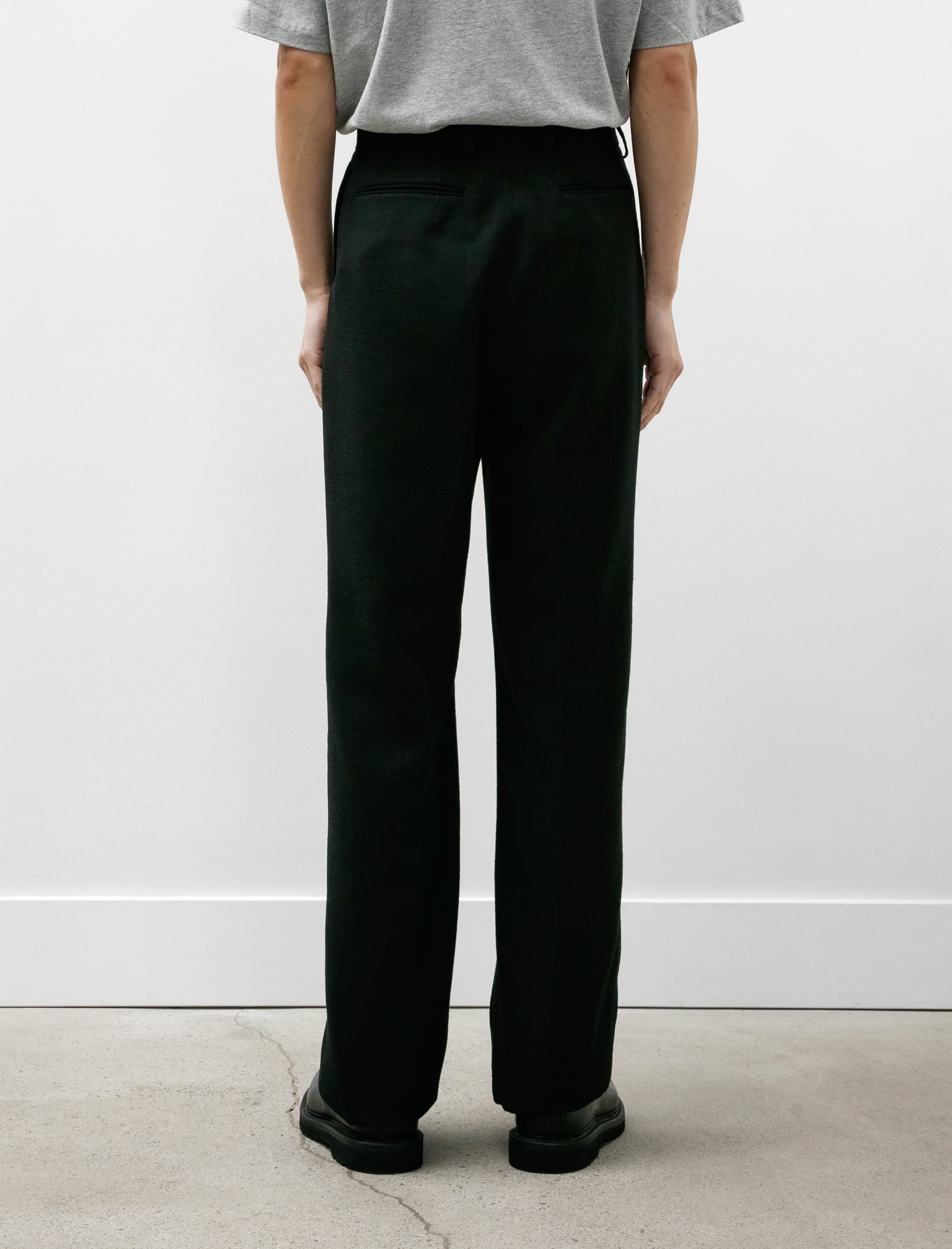 Neat Plastic Linen Wide Trousers Black