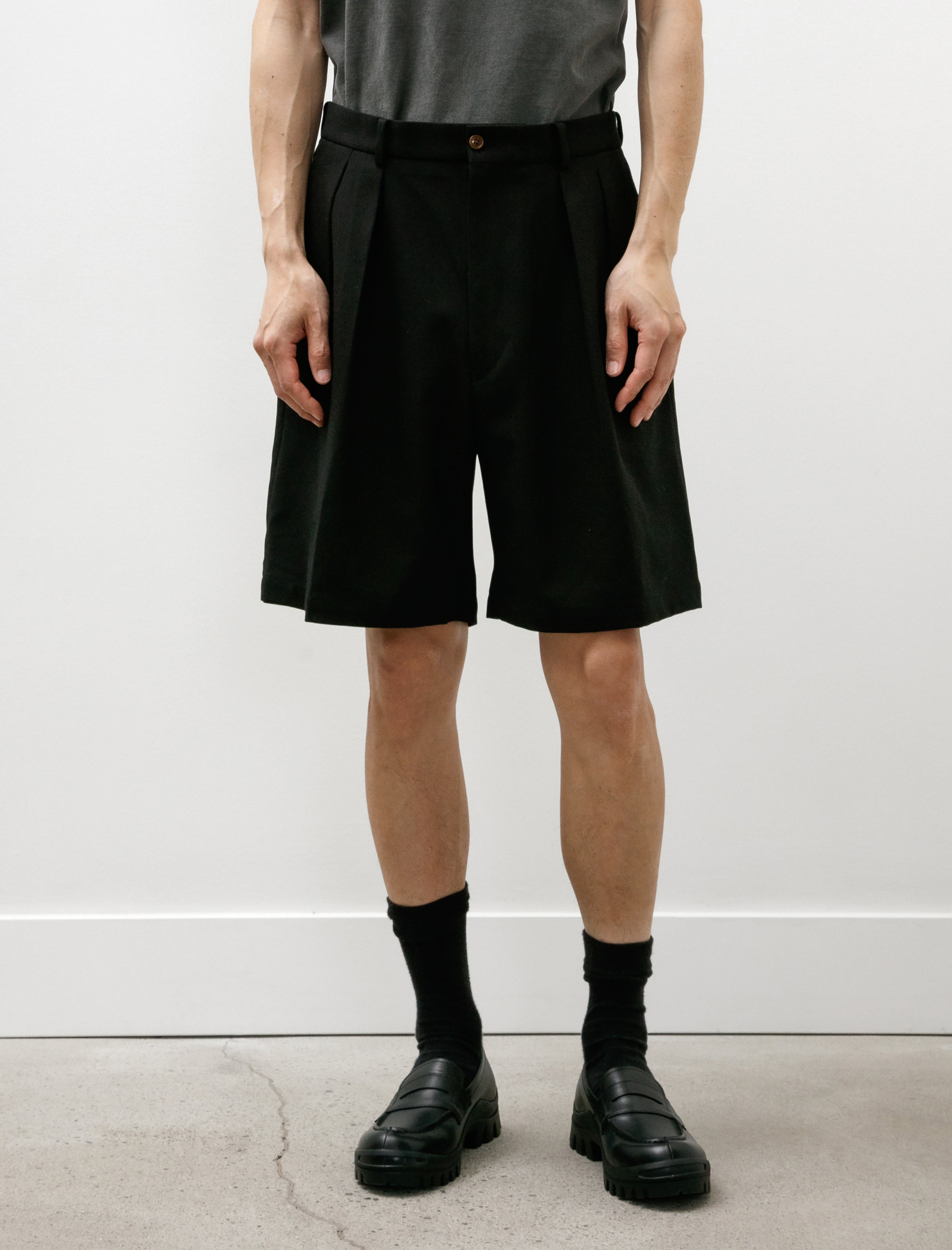Neat Neat Chino Shorts Black
