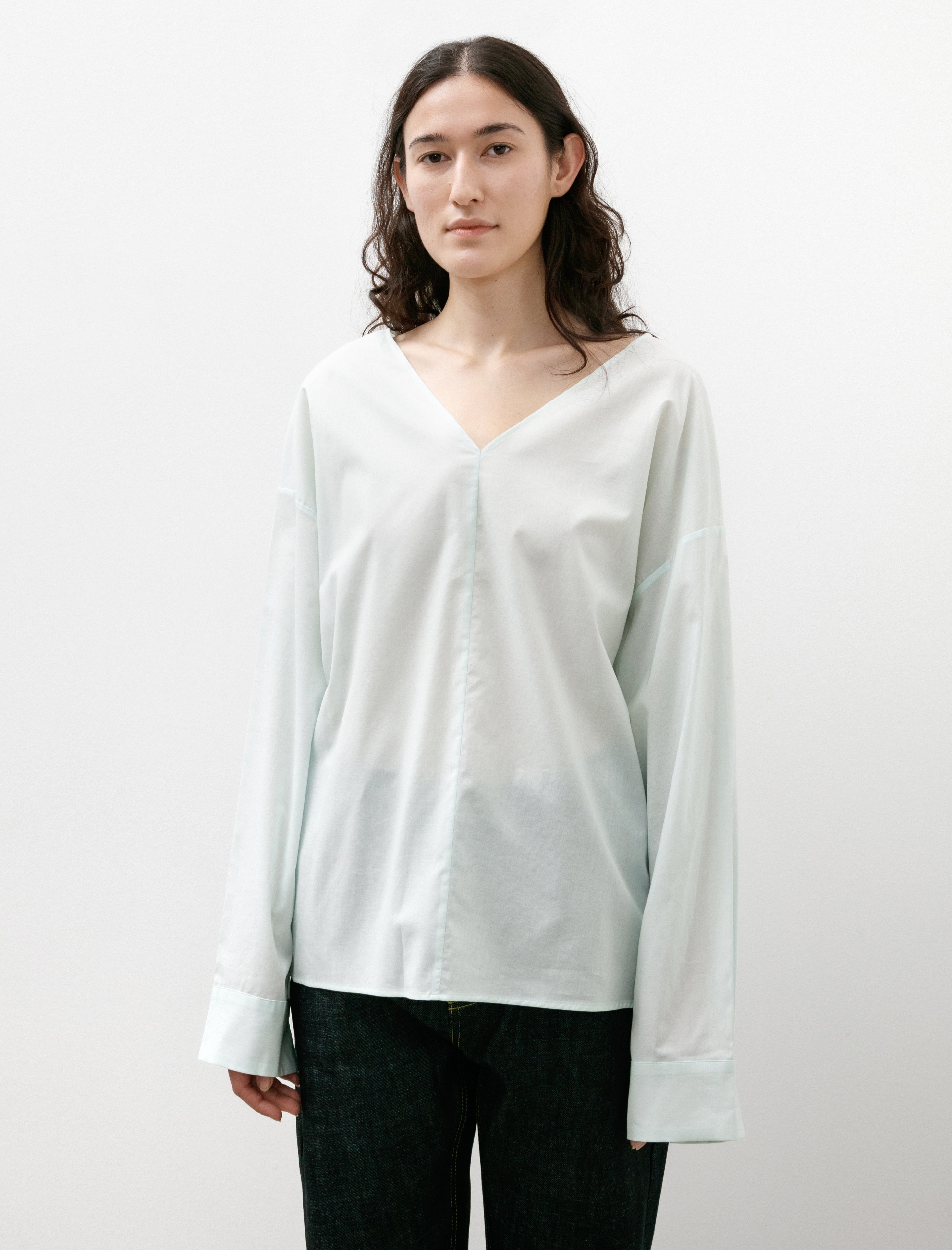 Graphpaper Silicon Lawn V-Neck Blouse Pale Green