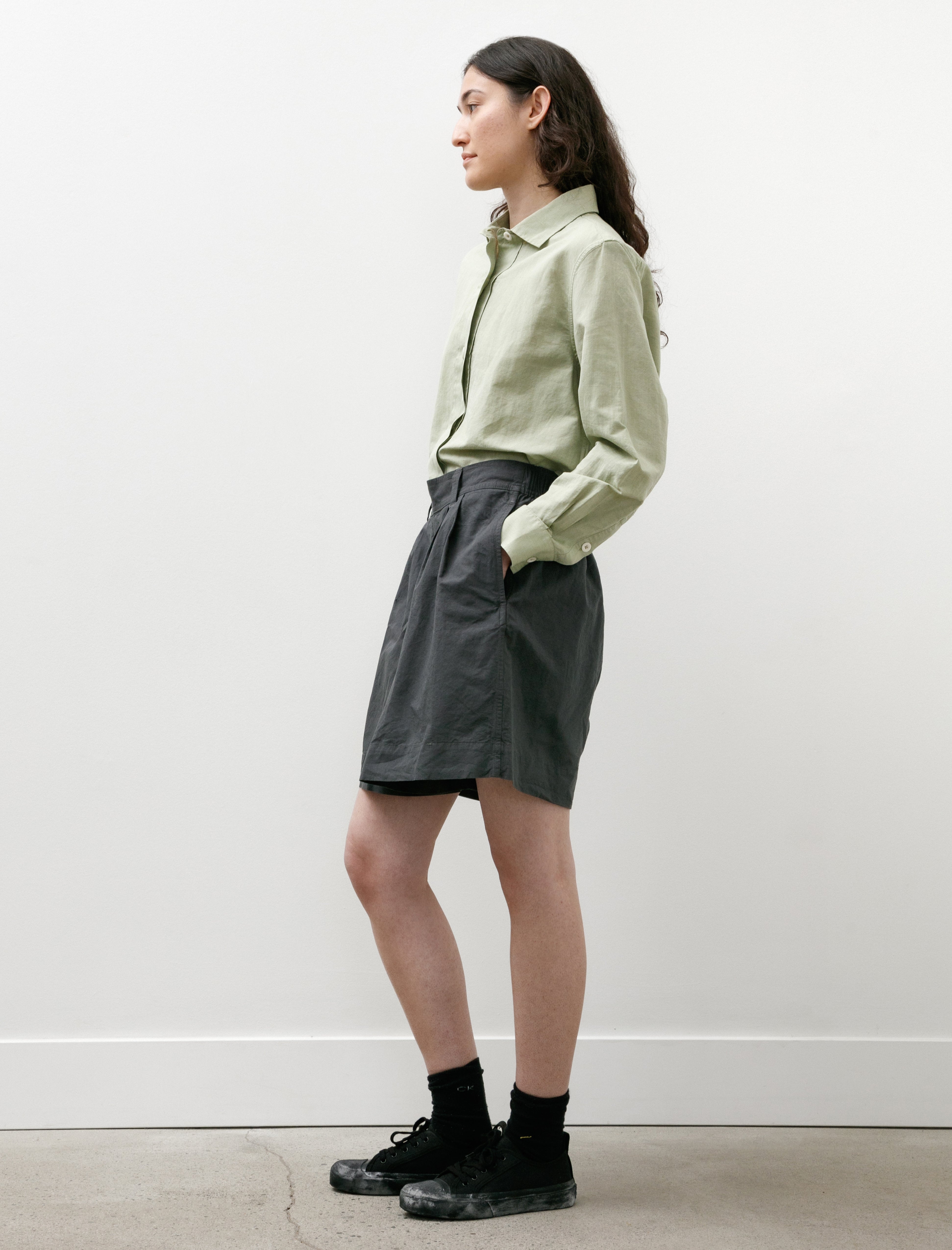 MHL Pleated Shorts Dry Cotton Linen Carbon