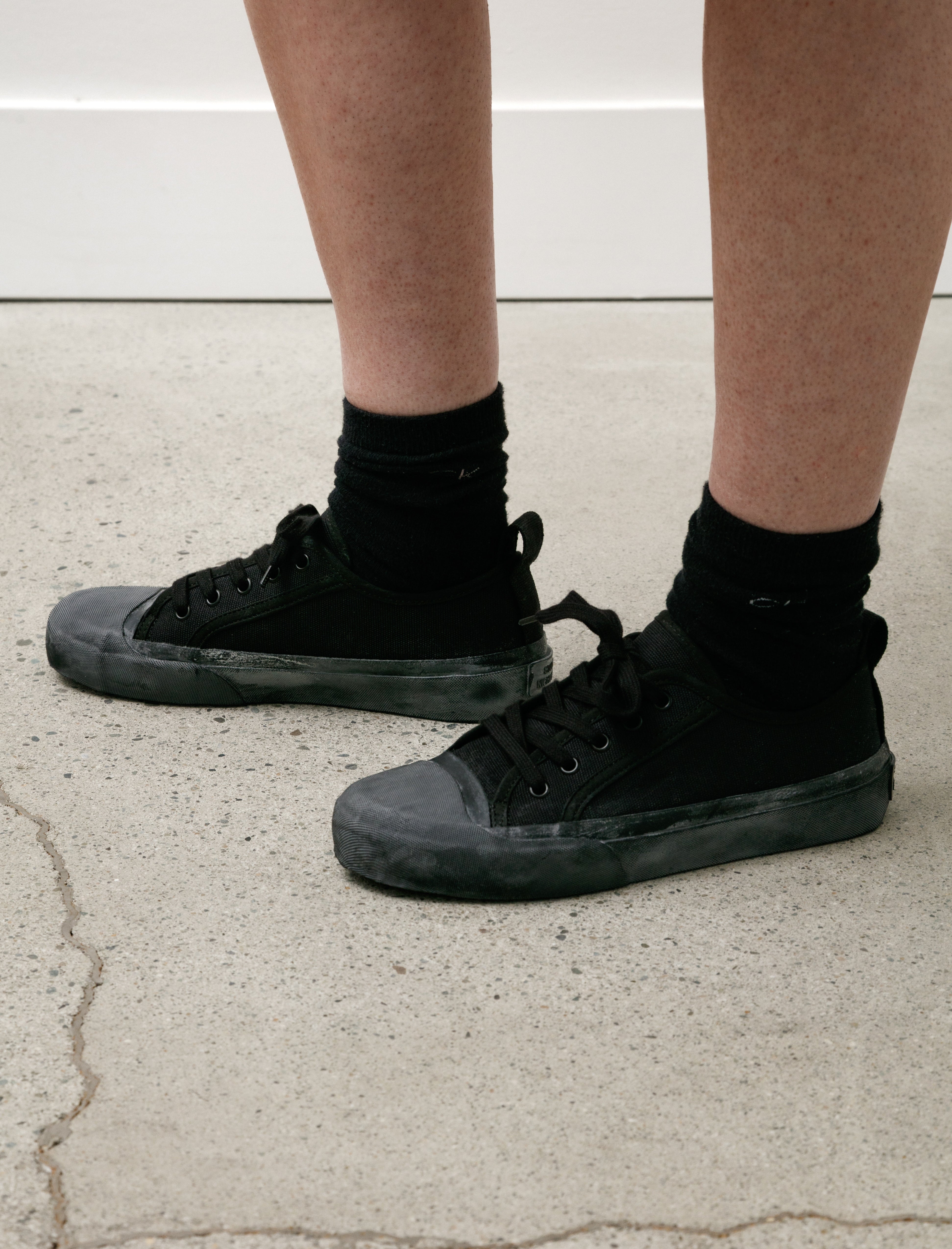 Studio Nicholson Byrd Low Top Sneaker Darkest Navy