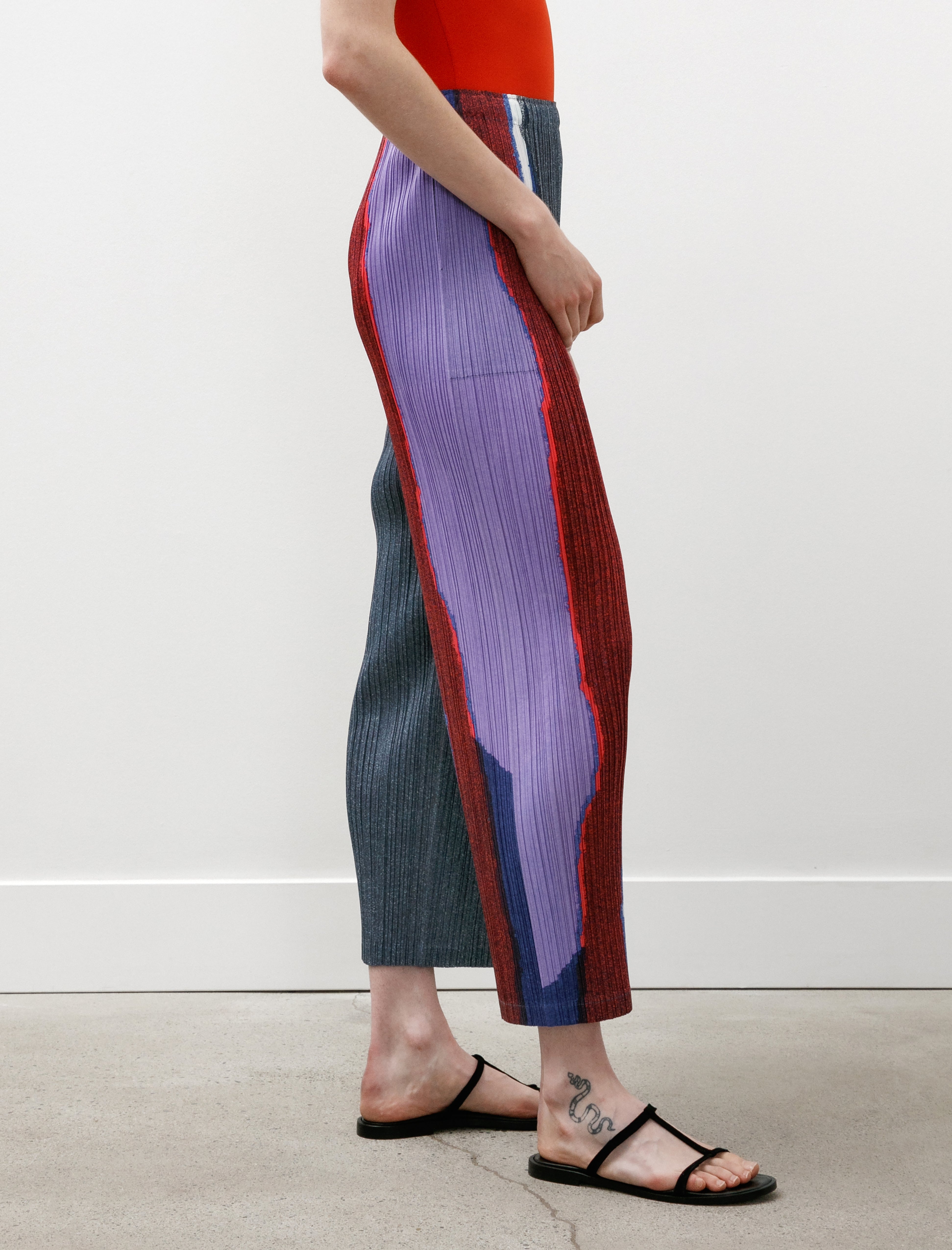 Pleats Please by Issey Miyake Grainy Colors Pants Dark Blue Grey