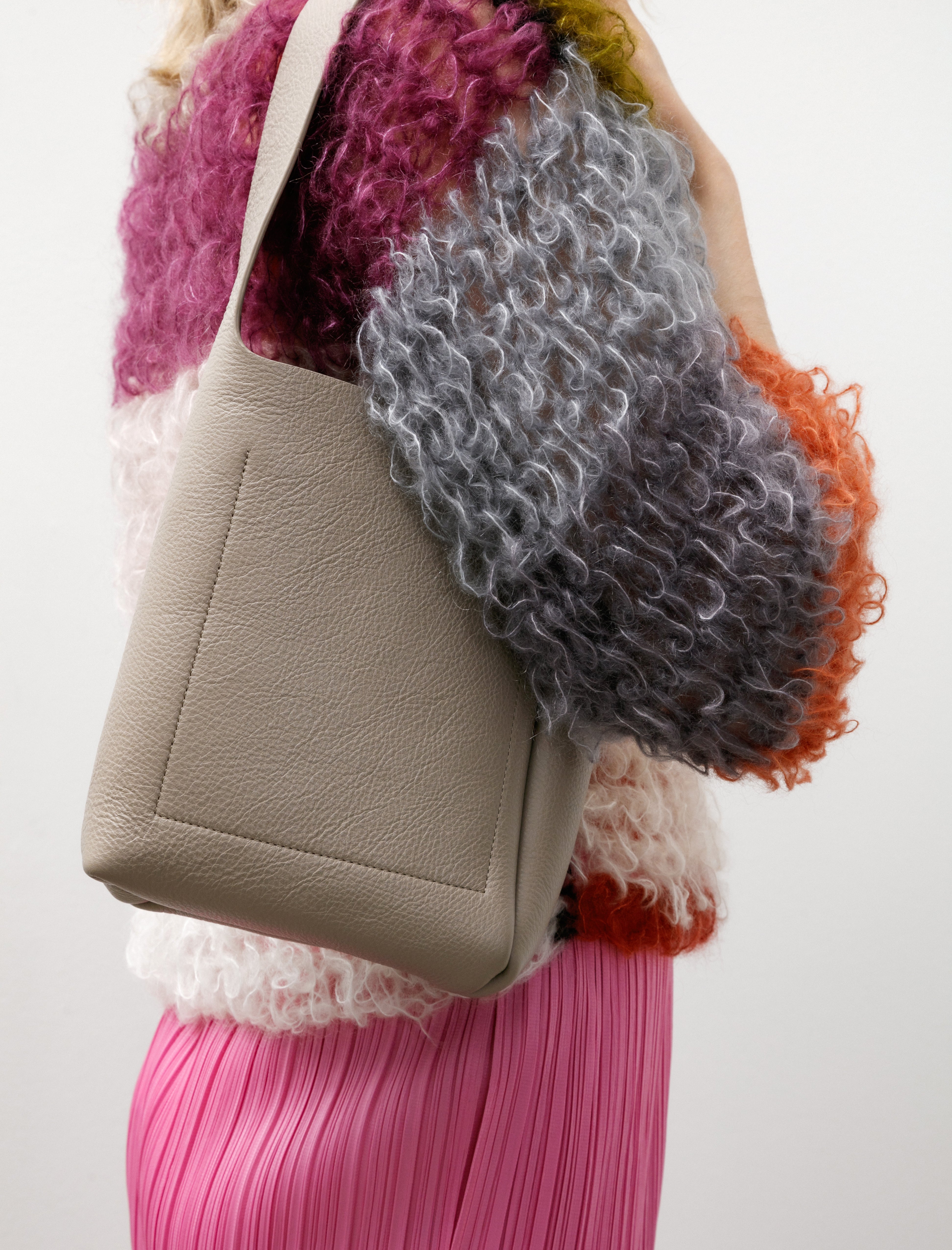 Aeta Shoulder Bag XS Leather Grey Beige