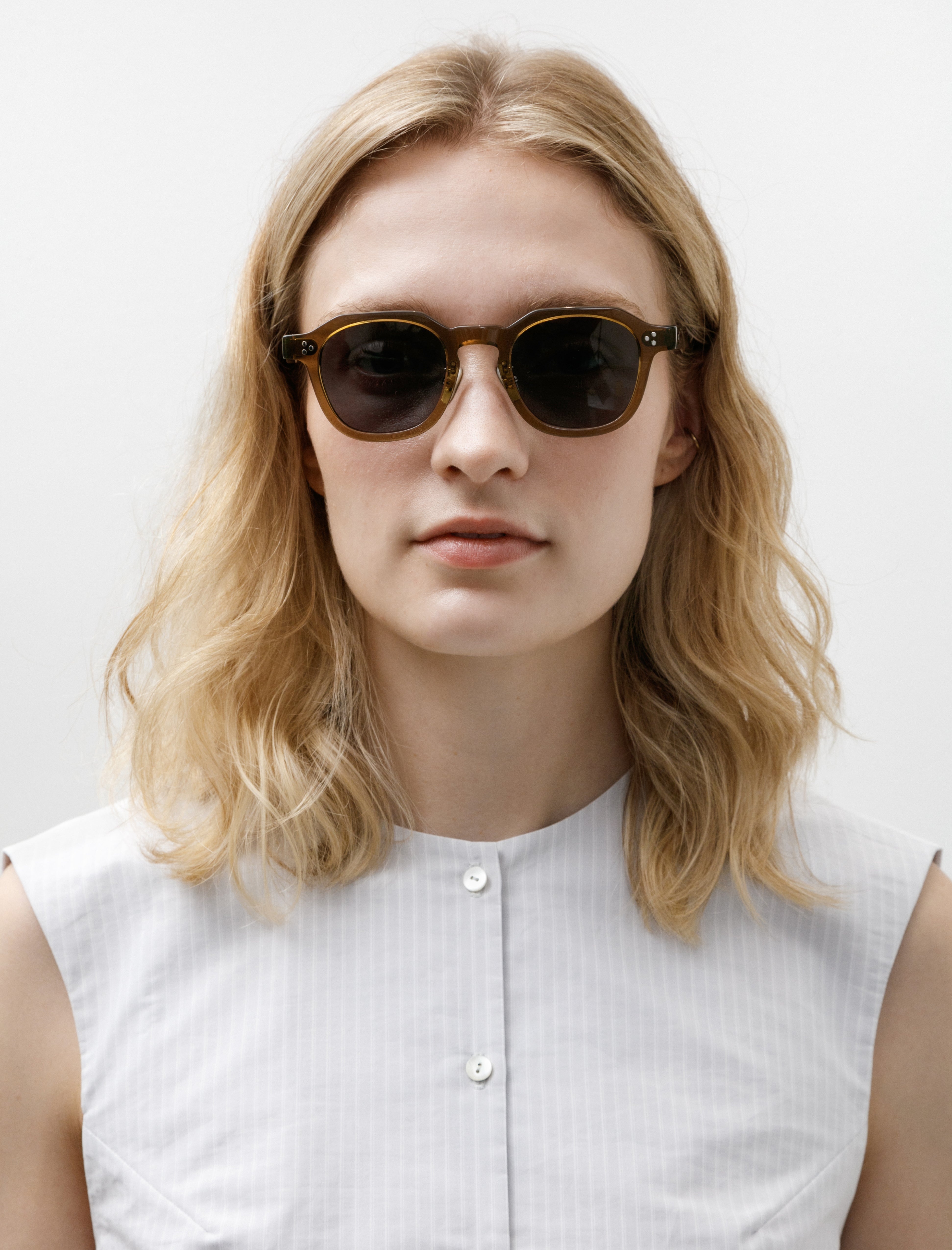 Dry Pond Salvi Sunglasses Olive/Dark Grey