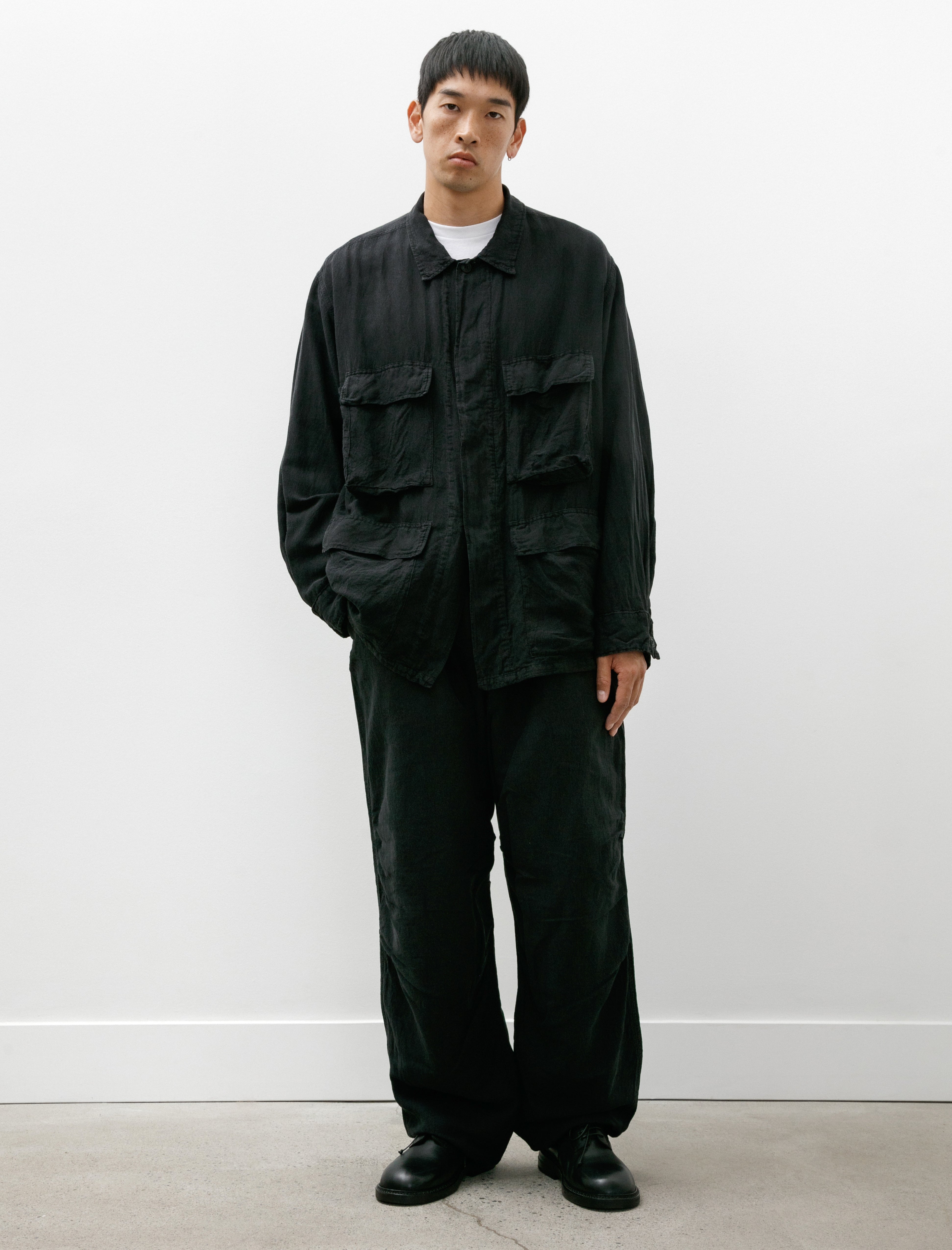 Comoli Fade Black Knee-Tucked Pants
