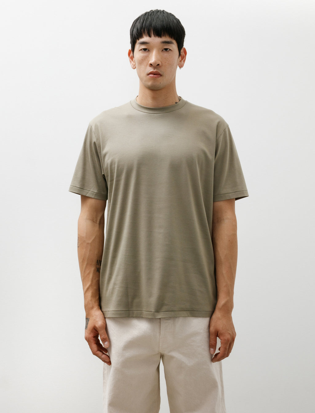 Polyploid Back Seam T-Shirt C Olive – Neighbour