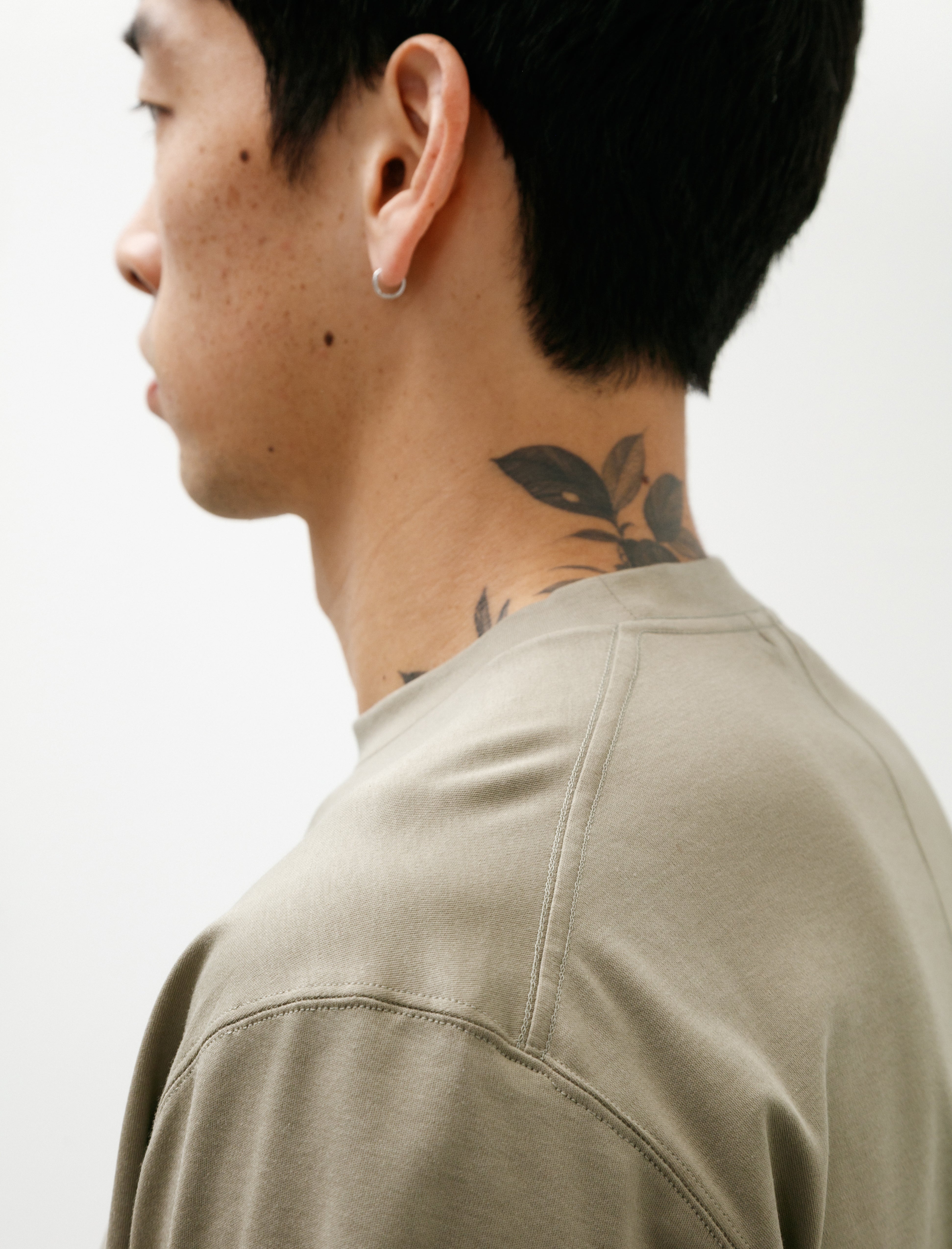 Back Seam T-Shirt C Olive