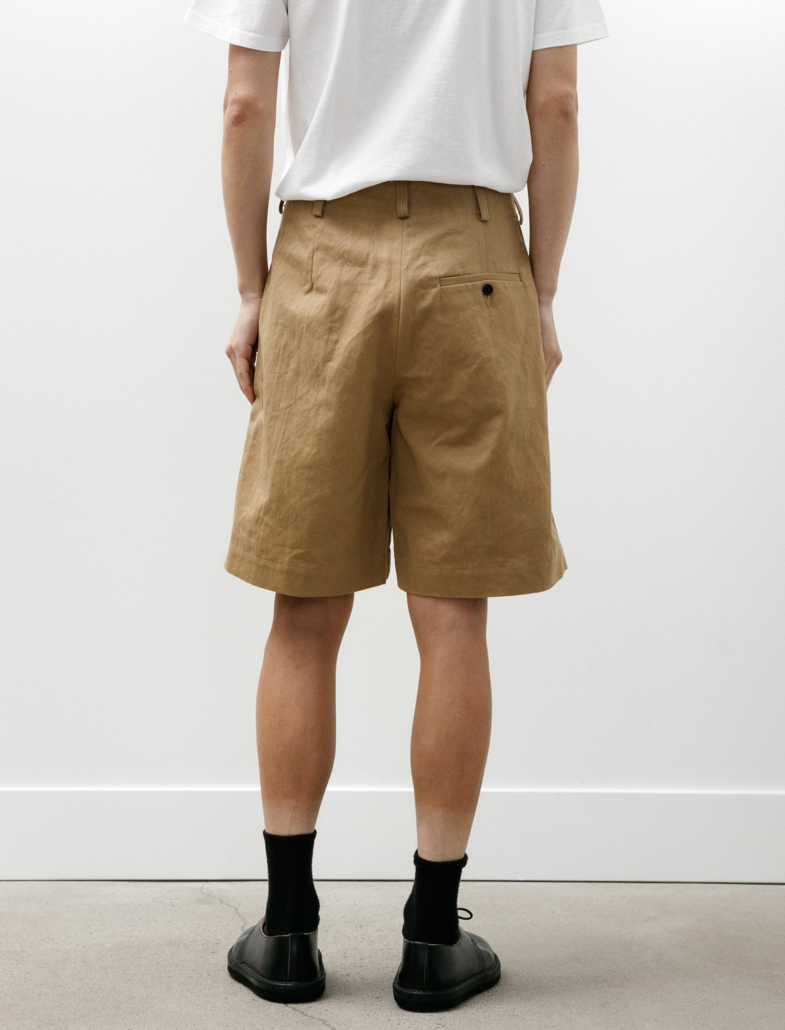 Evan Kinori Two Pleat Short Cotton/Washi Twill Natural Gallnut Dye