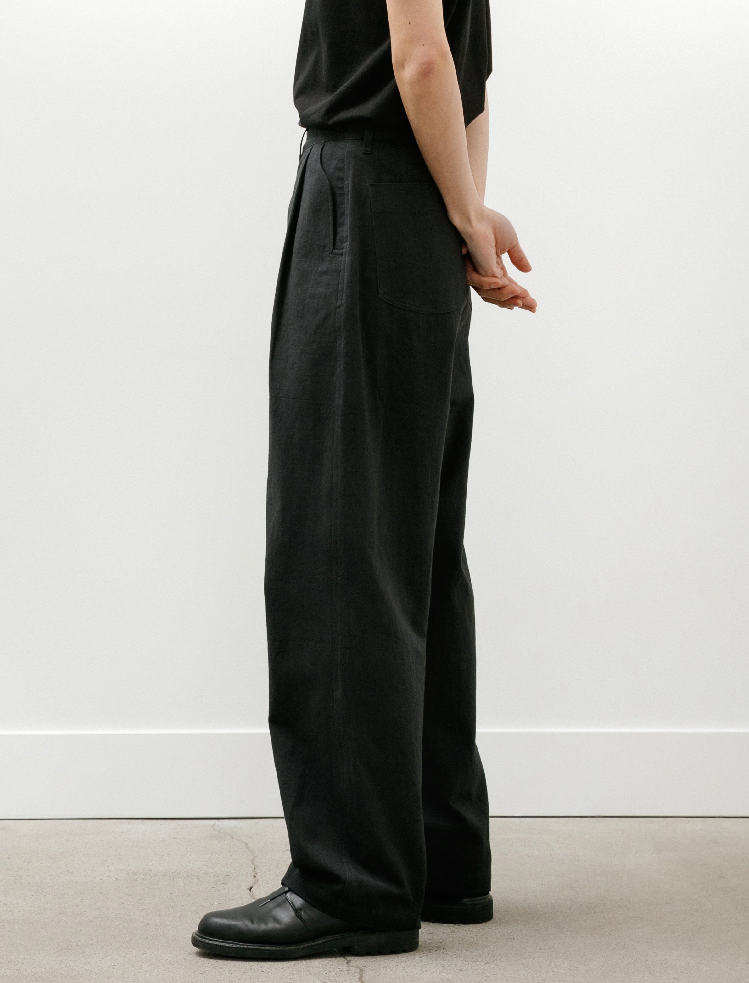 Henry's Pleated Trousers Asphalt