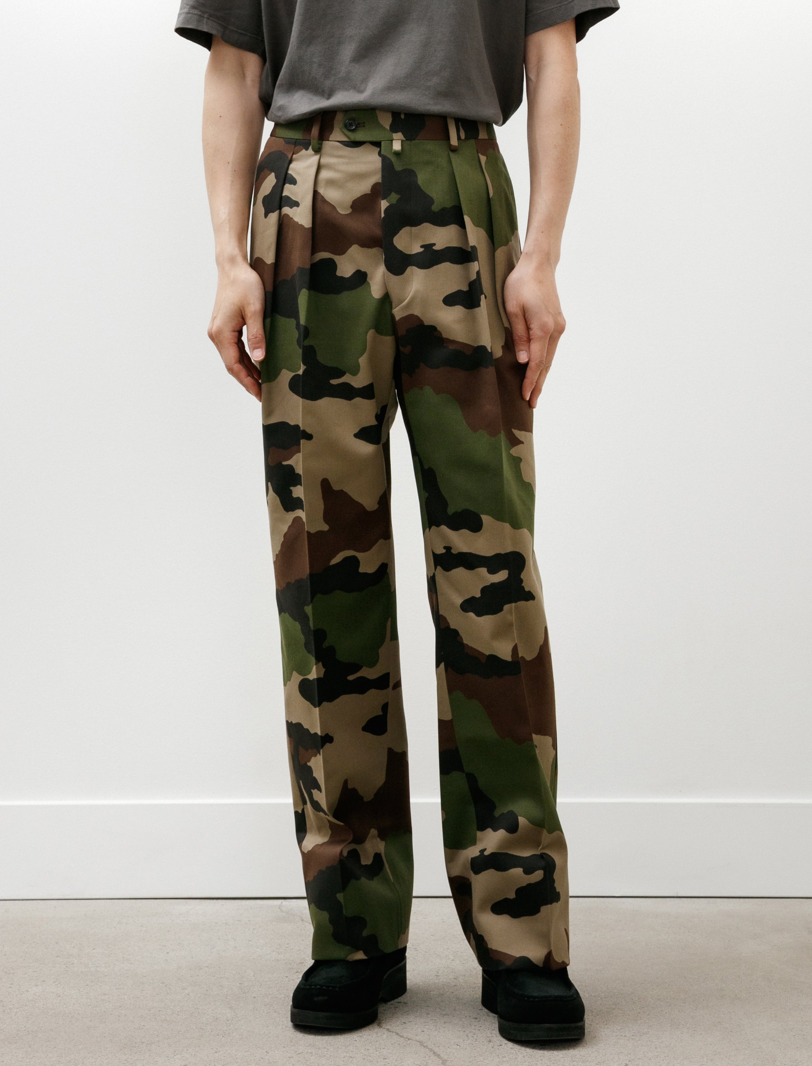 Neat French F2 90's CAMO Wide Camo