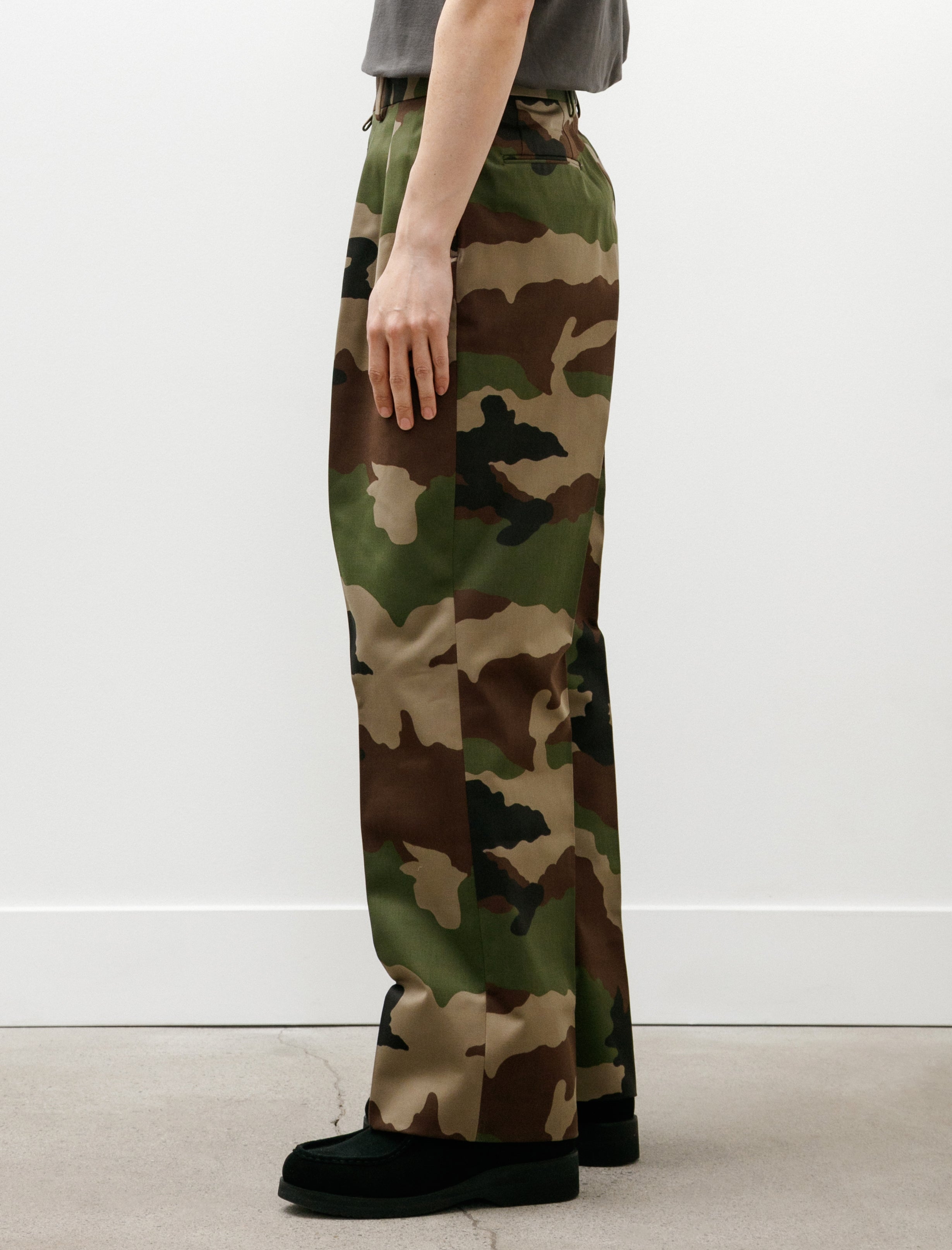 Neat French F2 90's CAMO Wide Camo