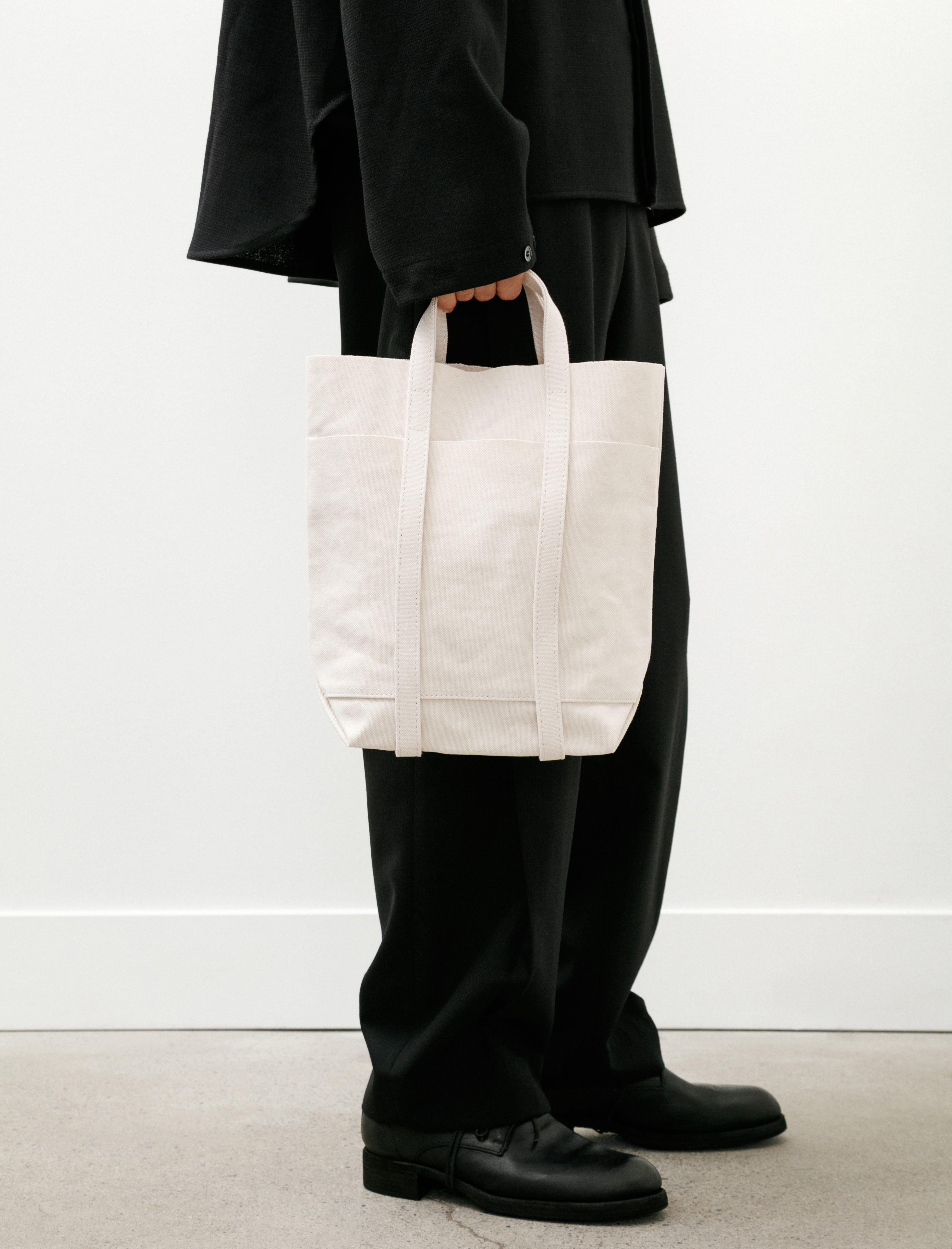 Amiacalva Washed Canvas 6 Pockets Tote TS White