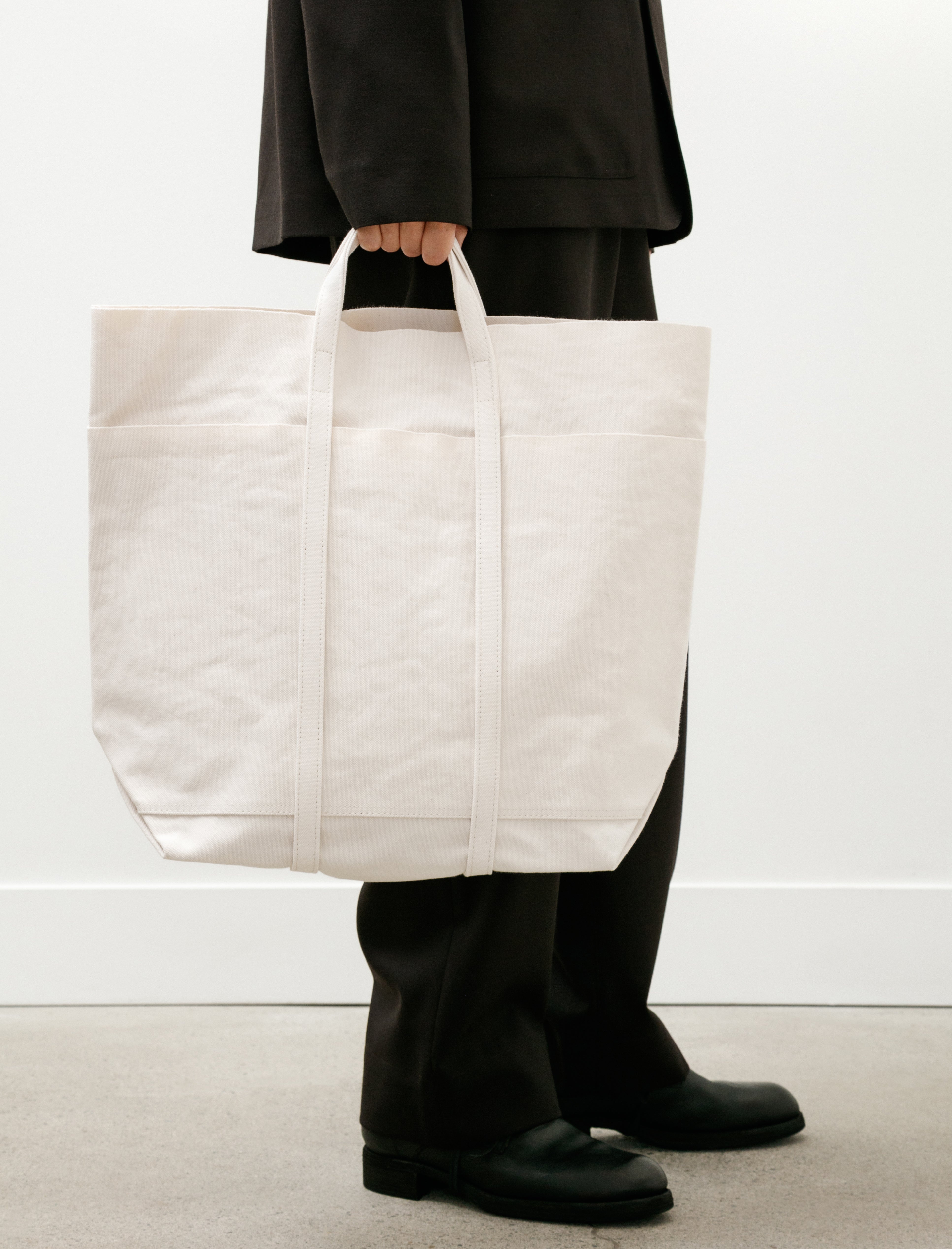 Amiacalva Washed Canvas 6 Pockets Tote T White