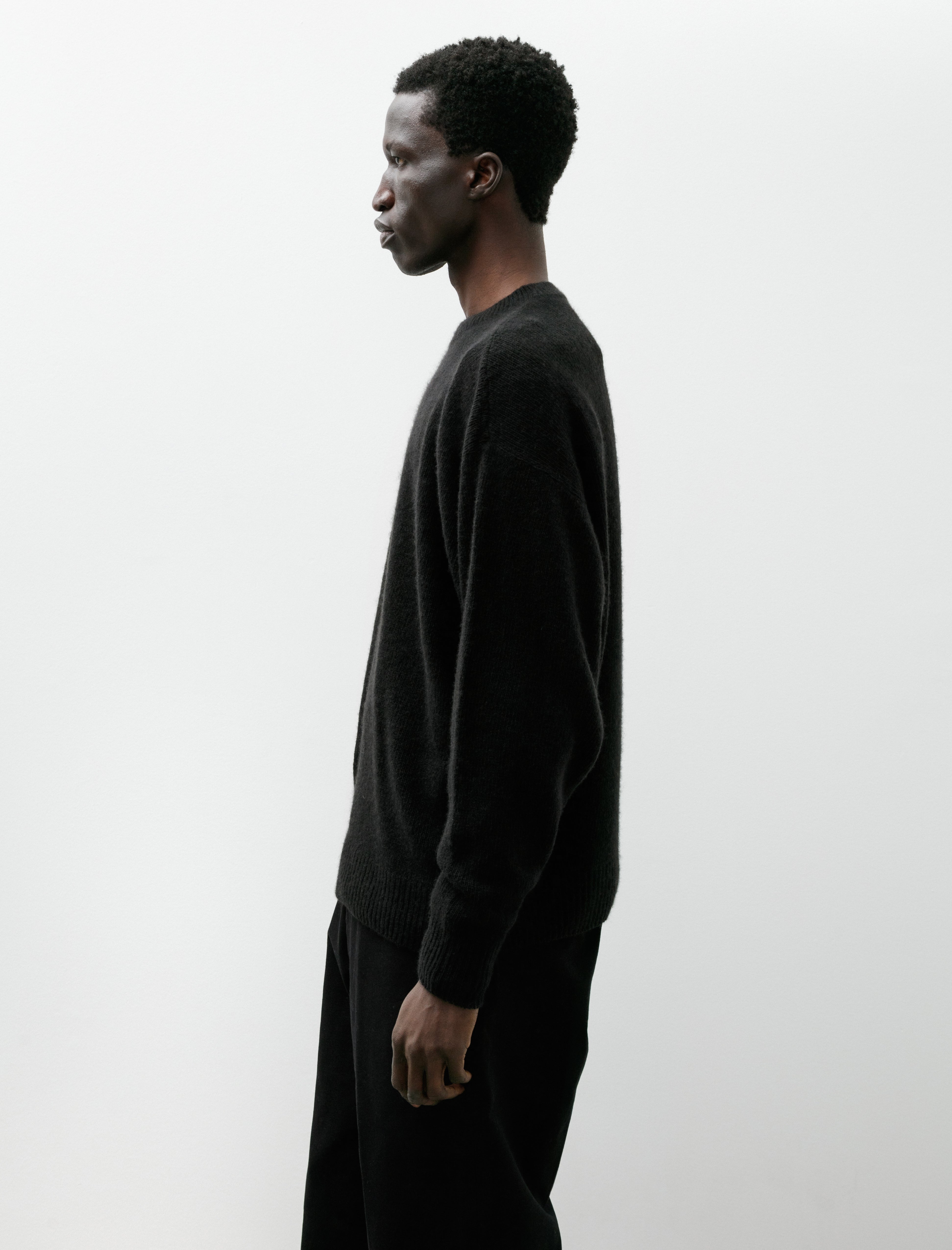 Comoli Cashmere Garment Dyed Crewneck Knit Black