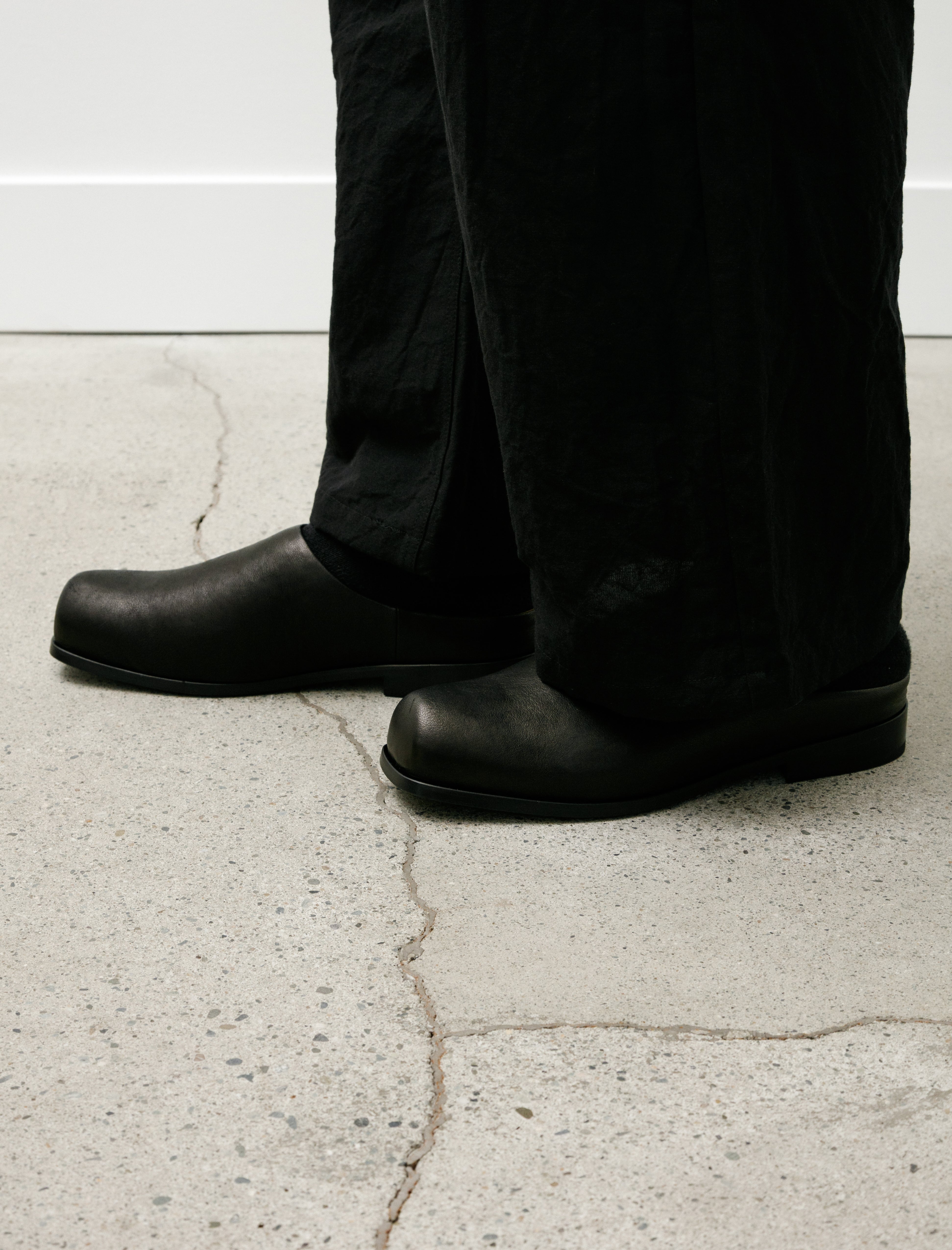 Sine & Cosine Hannes Mule Lamb Black