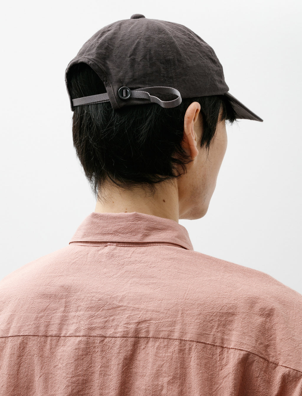 MAN-TLE R20 Cap-1 Shallow Cap Earth Linen – Neighbour