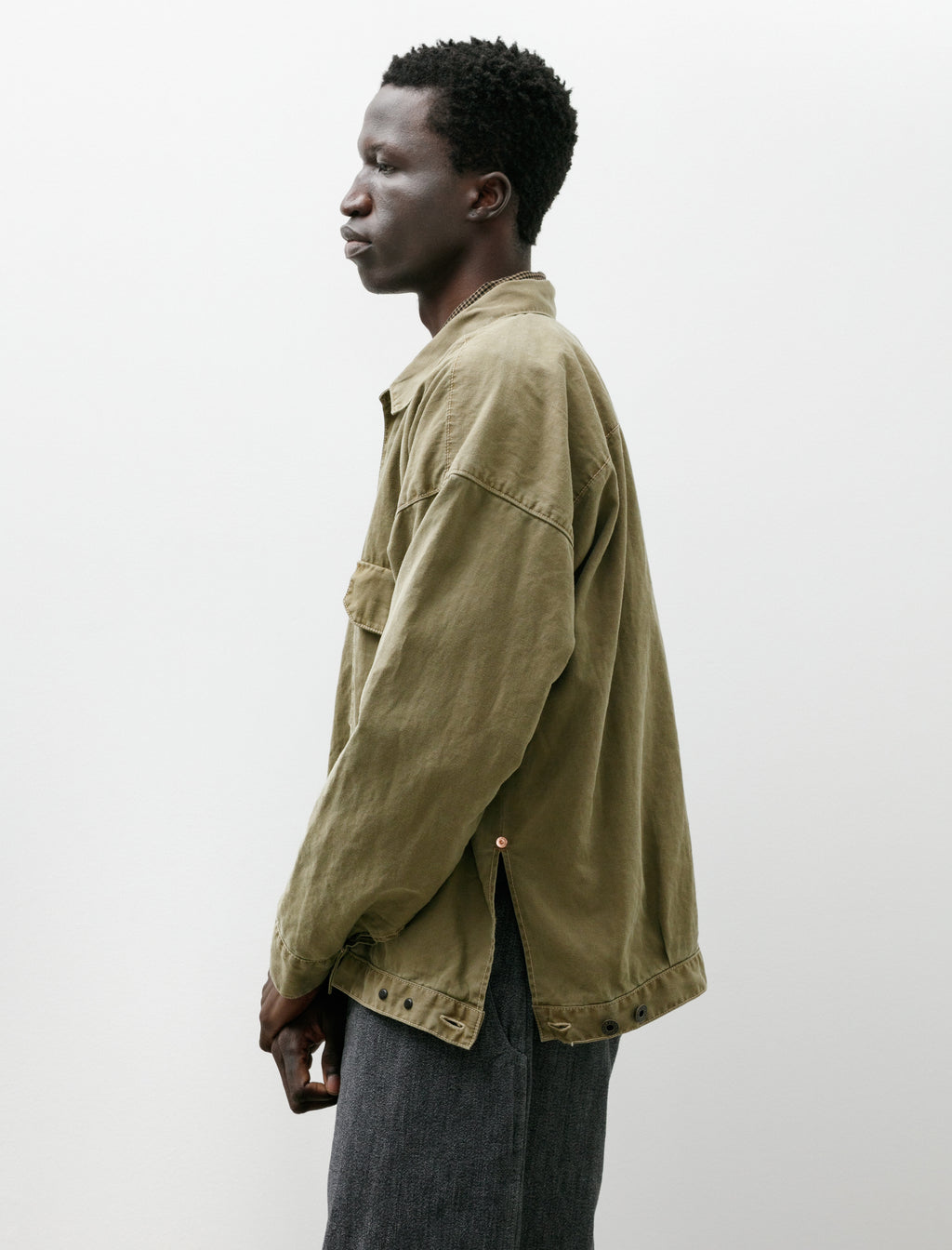 Niceness H.Thornhill Khaki – Neighbour