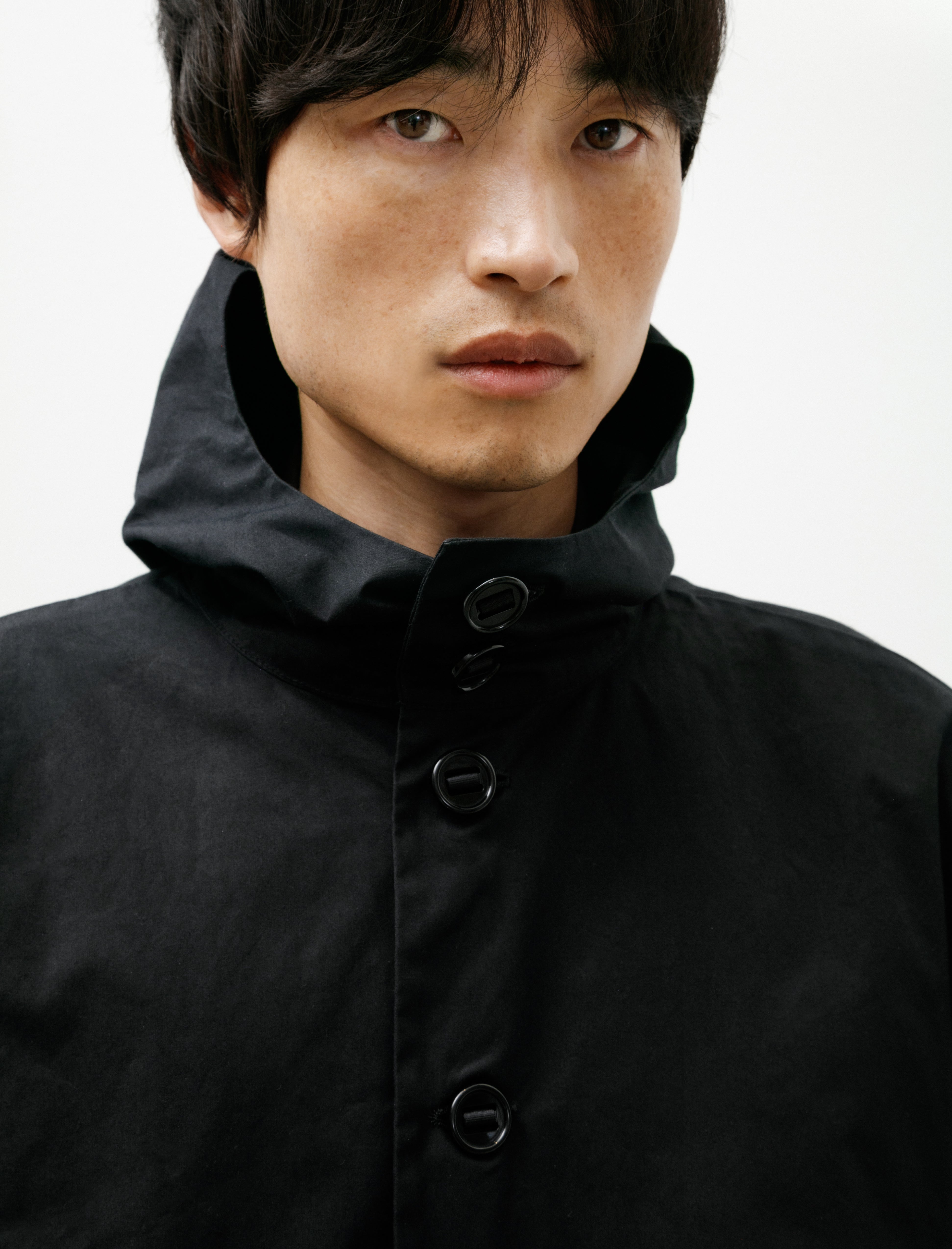 MAN-TLE R0Y3 Gill Jacket Black Master Shield