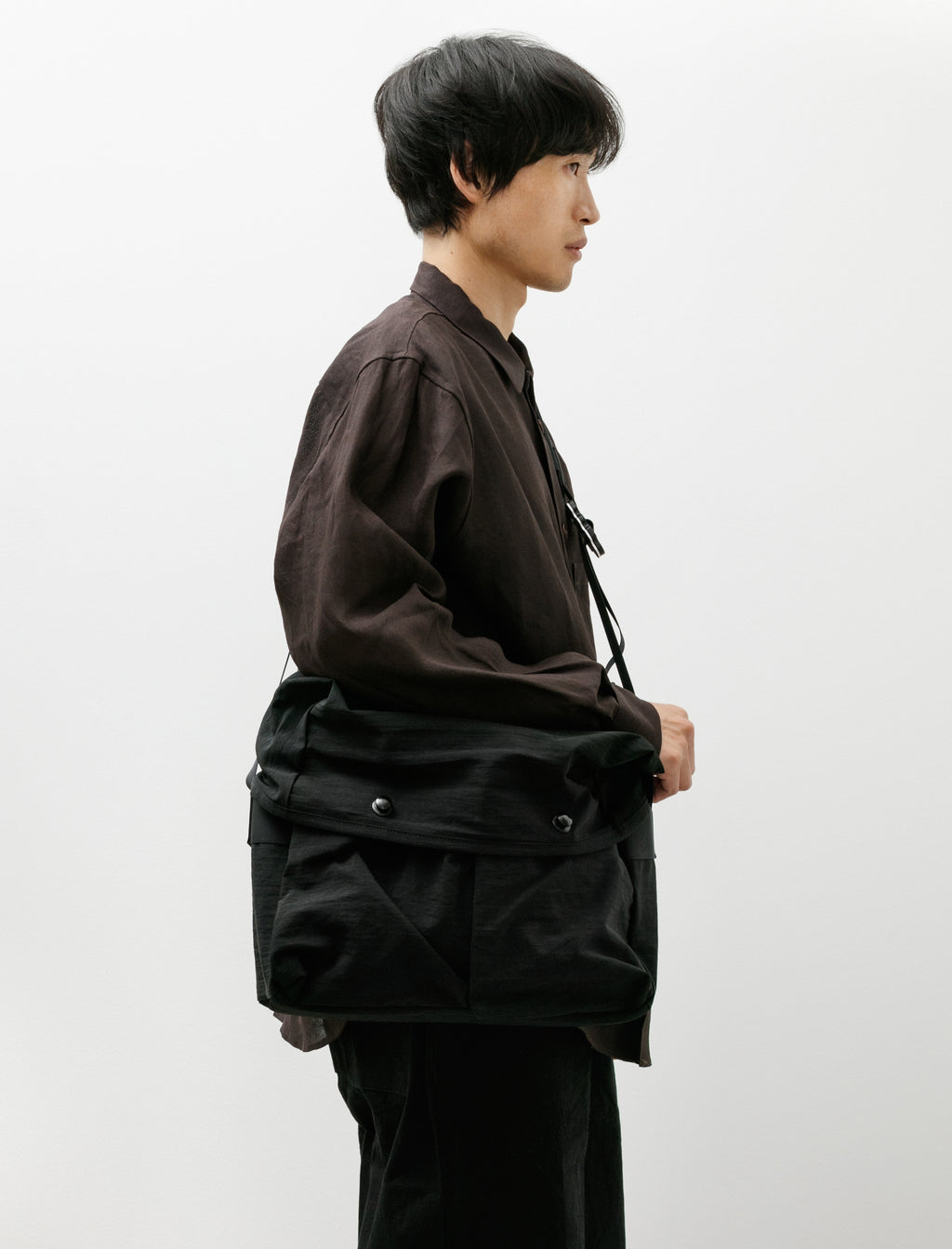 MAN-TLE R0G4 Mini Messenger Black Nylon – Neighbour
