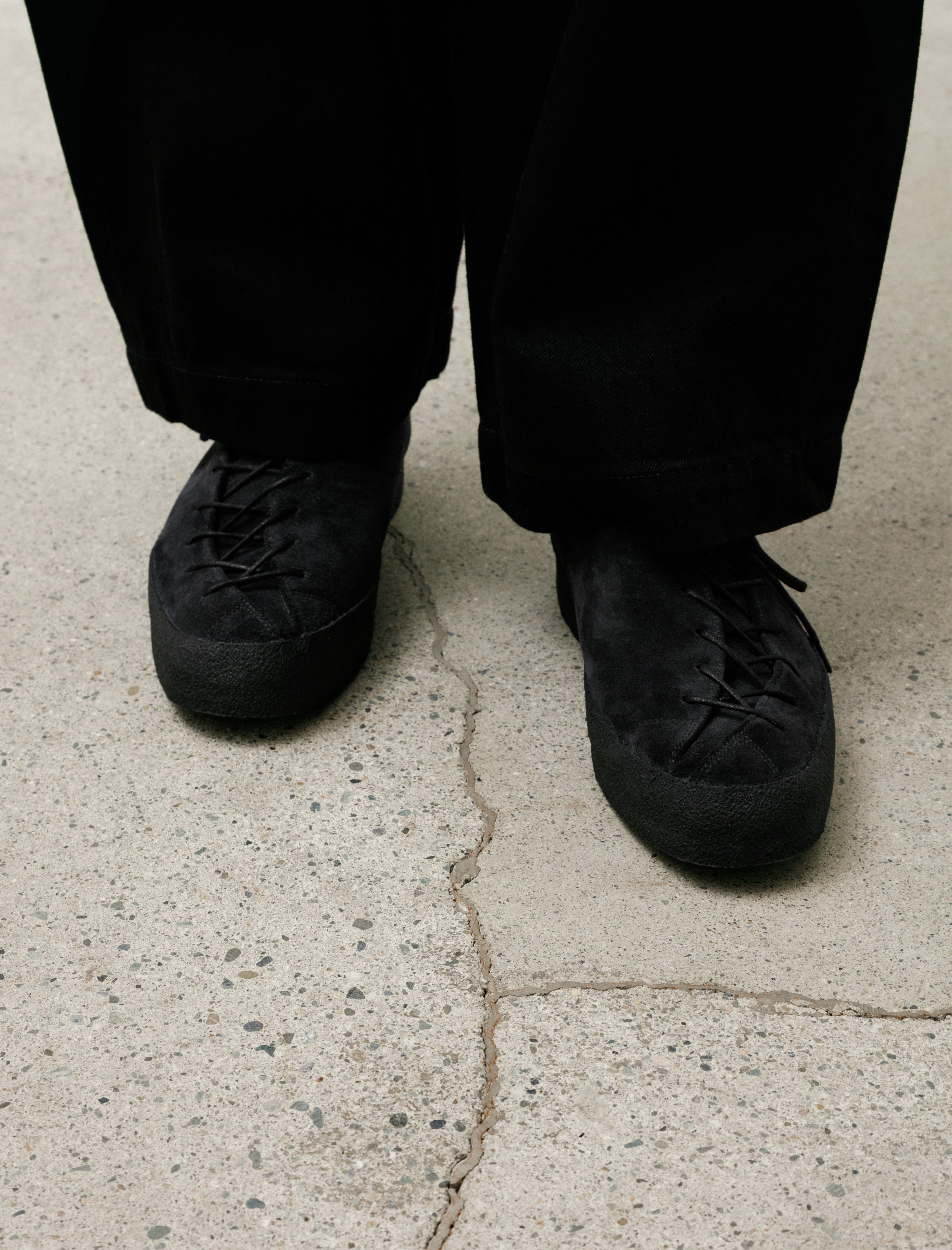 James Coward x Sanders Banana Shoe Anthracite Suede