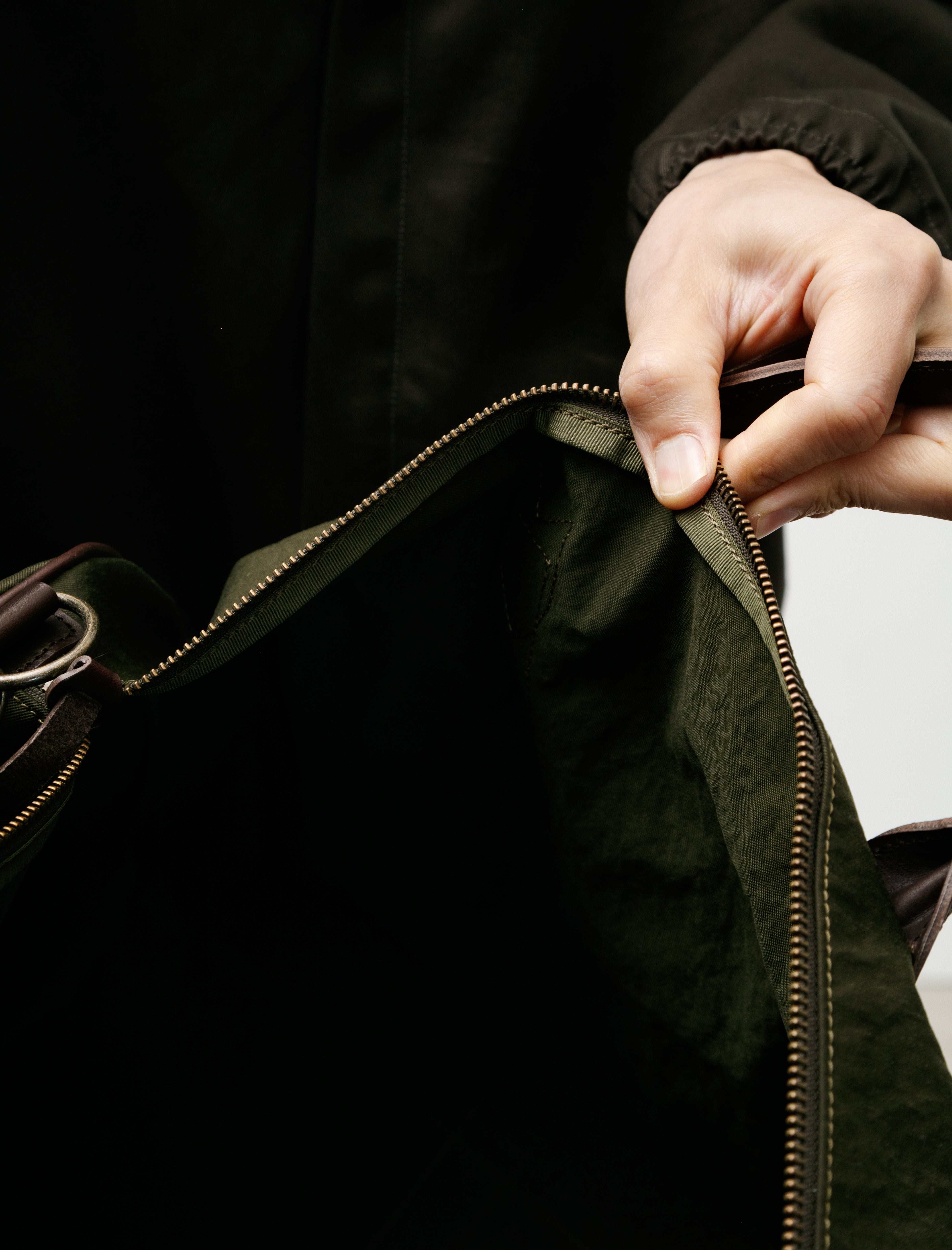 Hender Scheme Boston Luggage Khaki Green