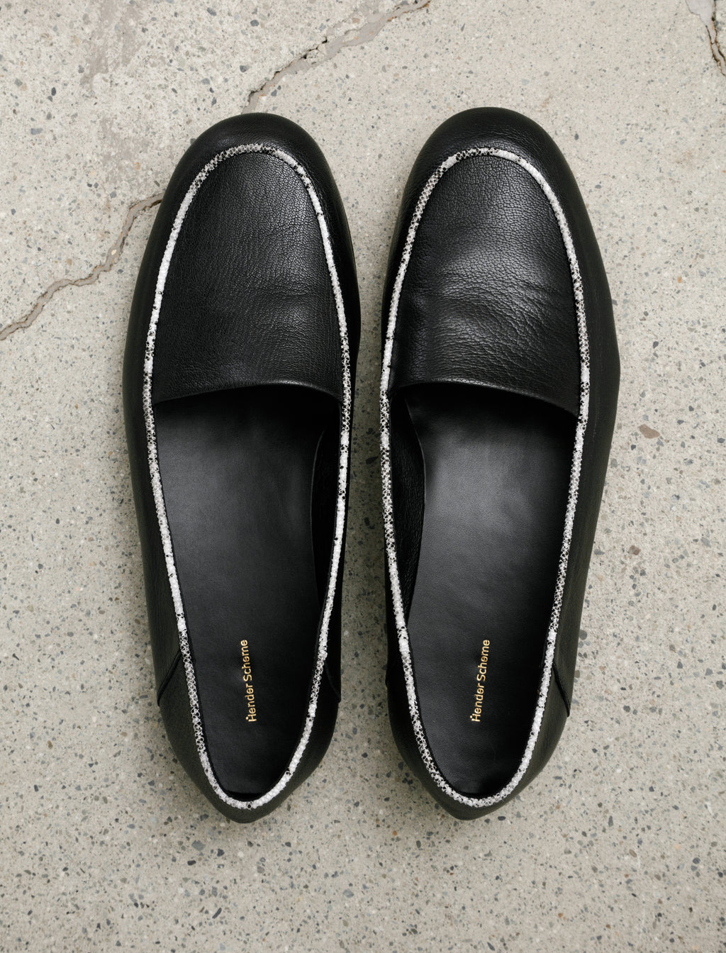 Hender Scheme Oval Moca Black Python – Neighbour