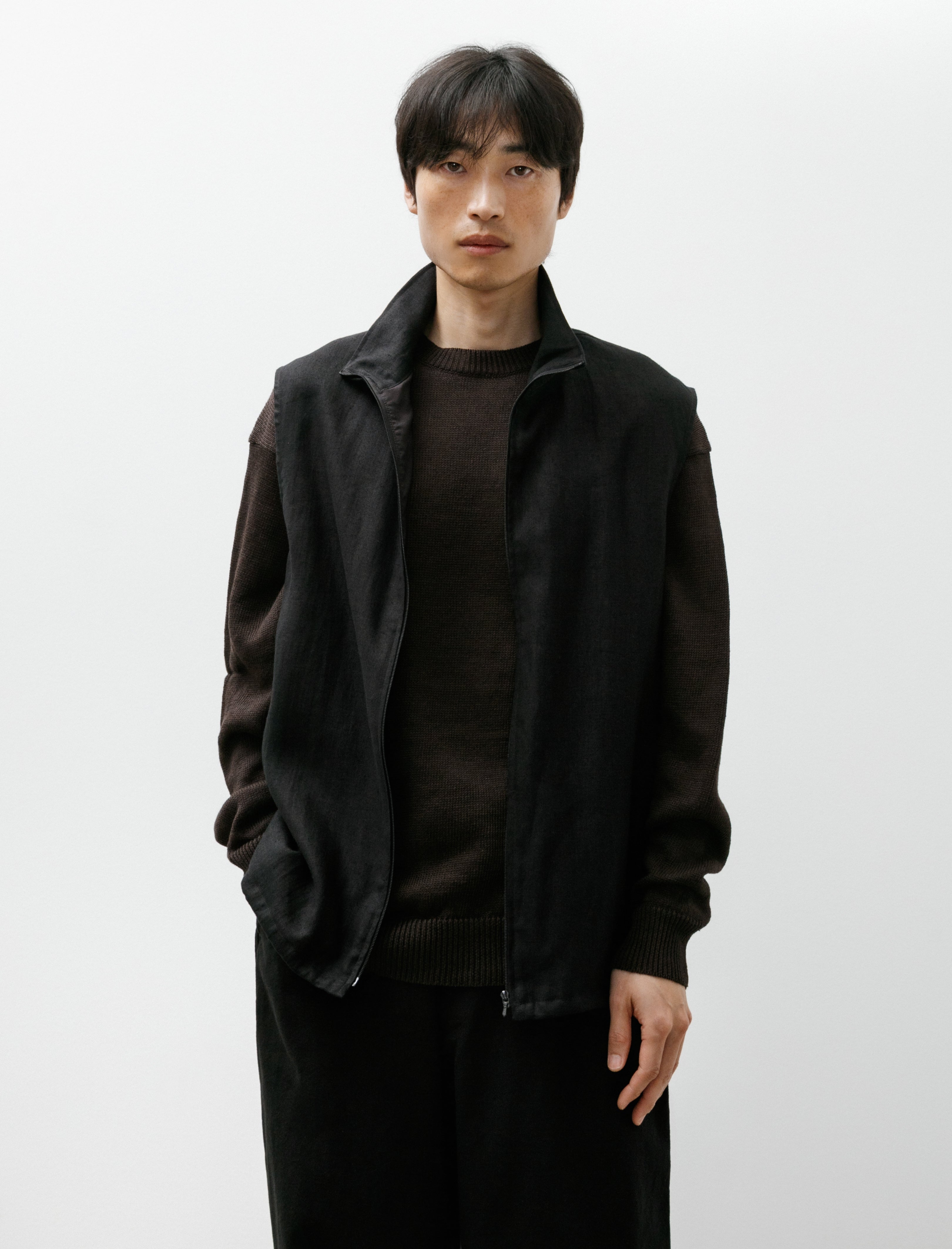 Comoli Canapa Vest Black