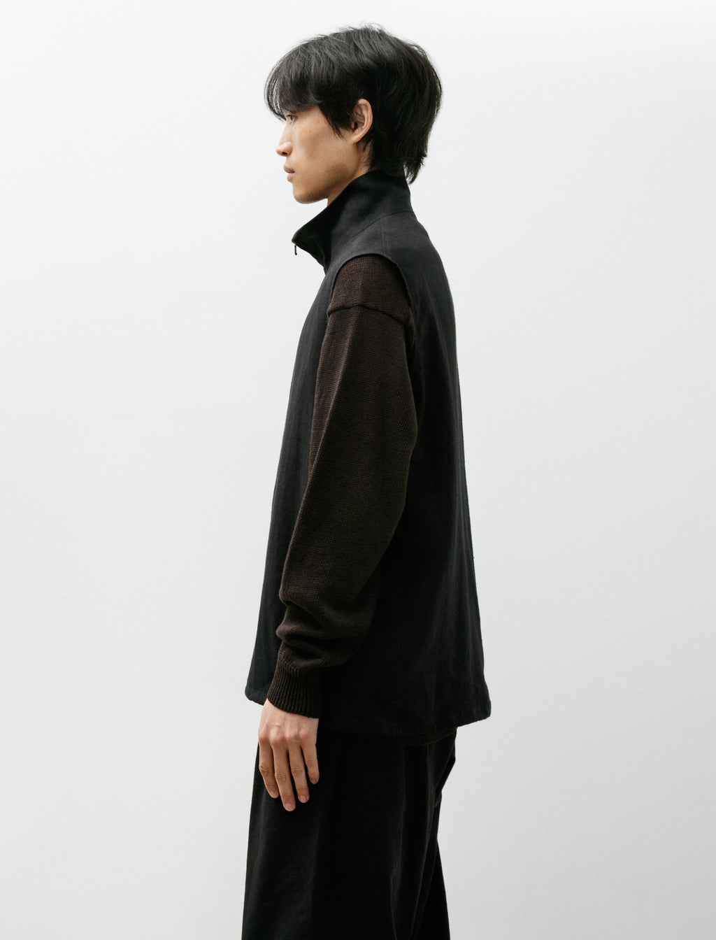 Comoli Canapa Vest Black – Neighbour