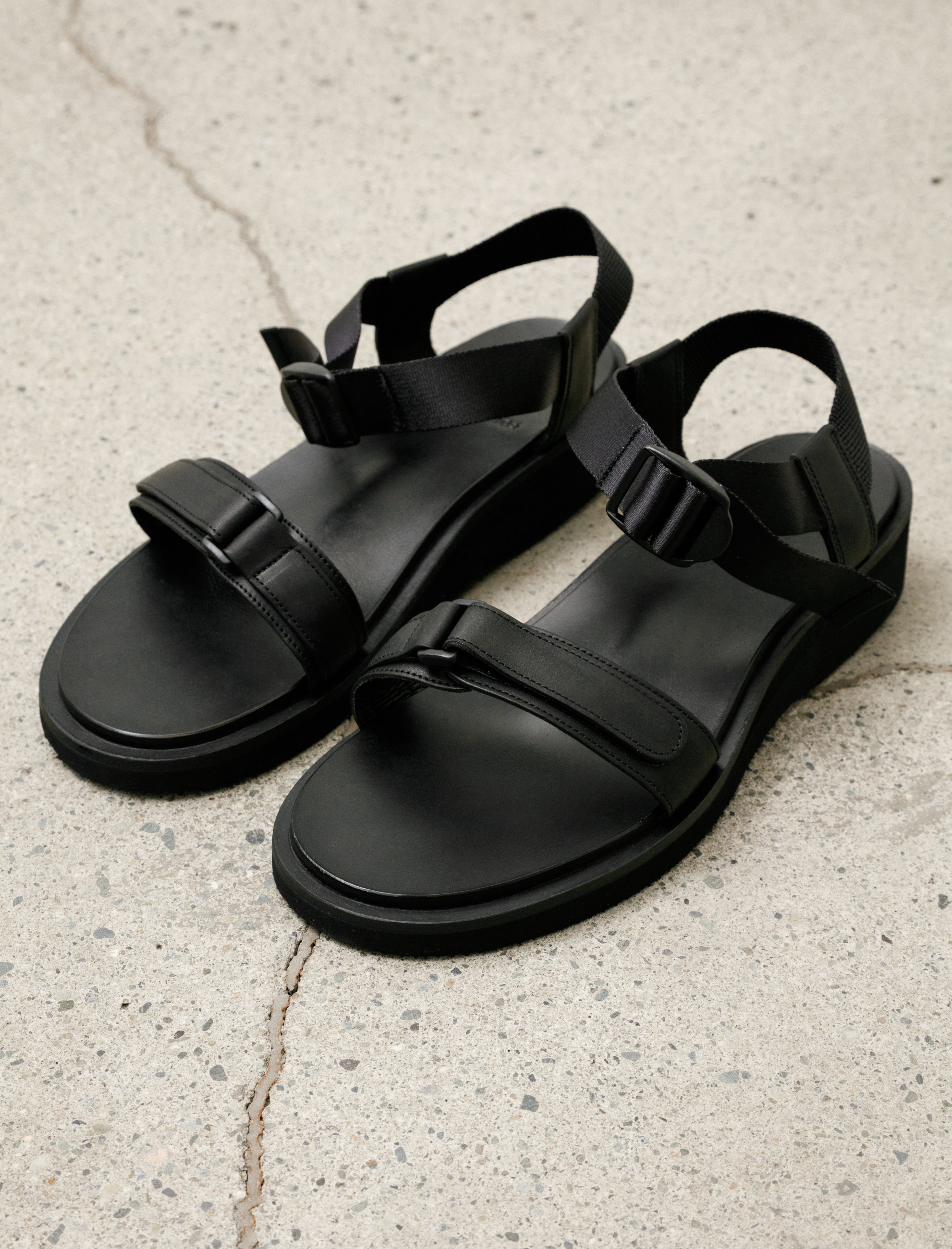 Footworks Sandals with Velcro Straps Smooth Leather Black