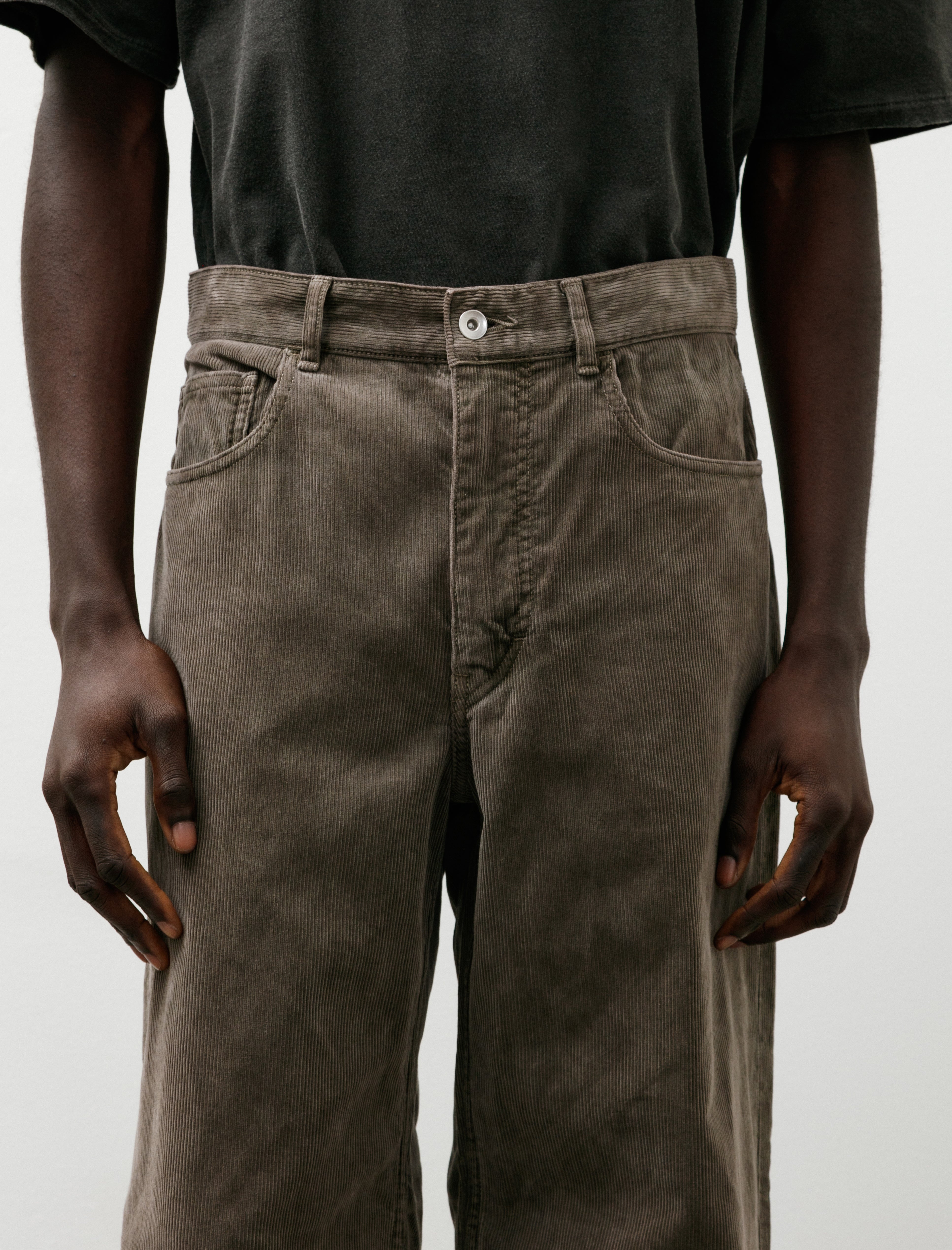 Auralee Garment Dyed Finx Corduroy 5P Wide Pants Olive Brown