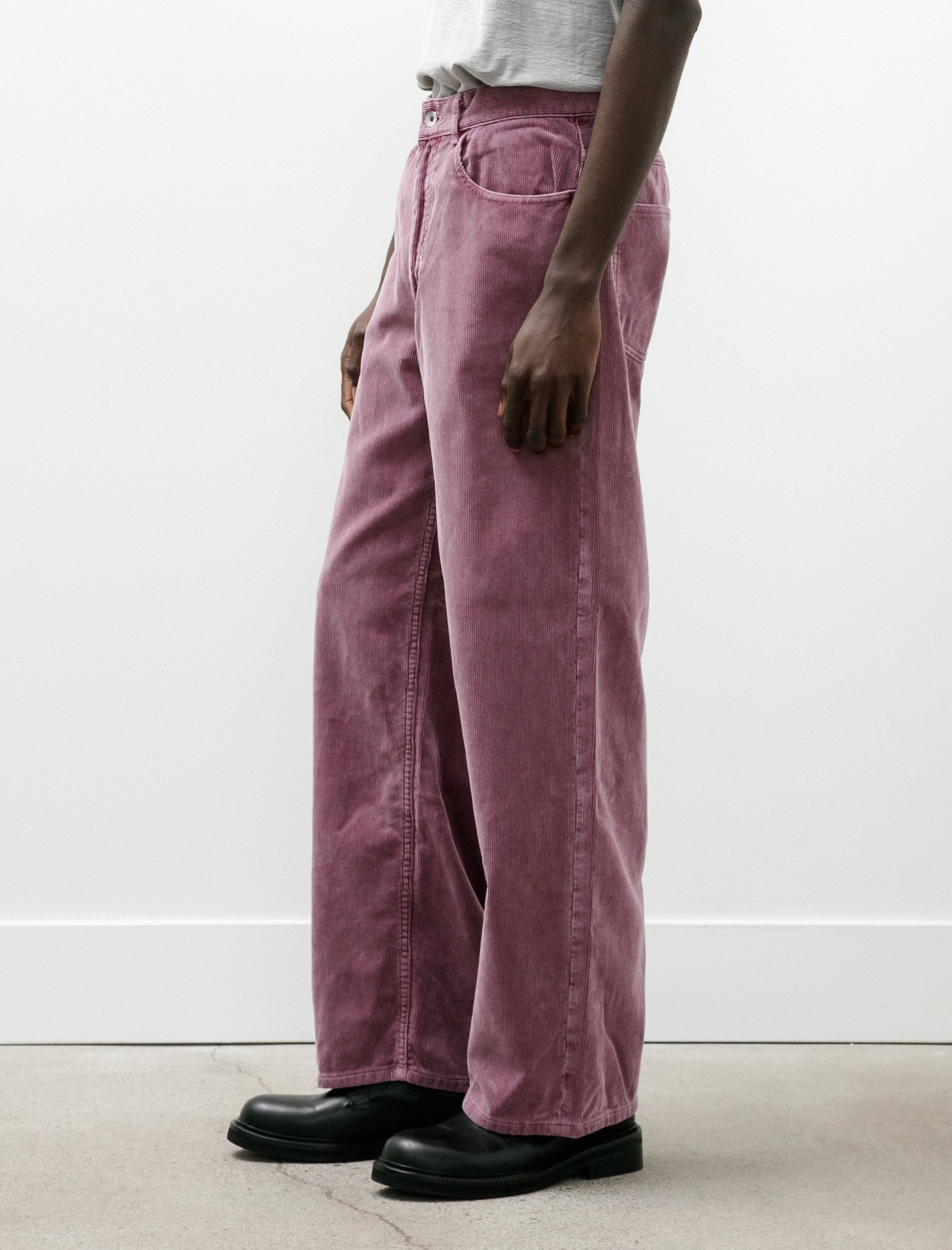 Auralee Garment Dyed Finx Corduroy 5P Wide Pants Dusty Purple