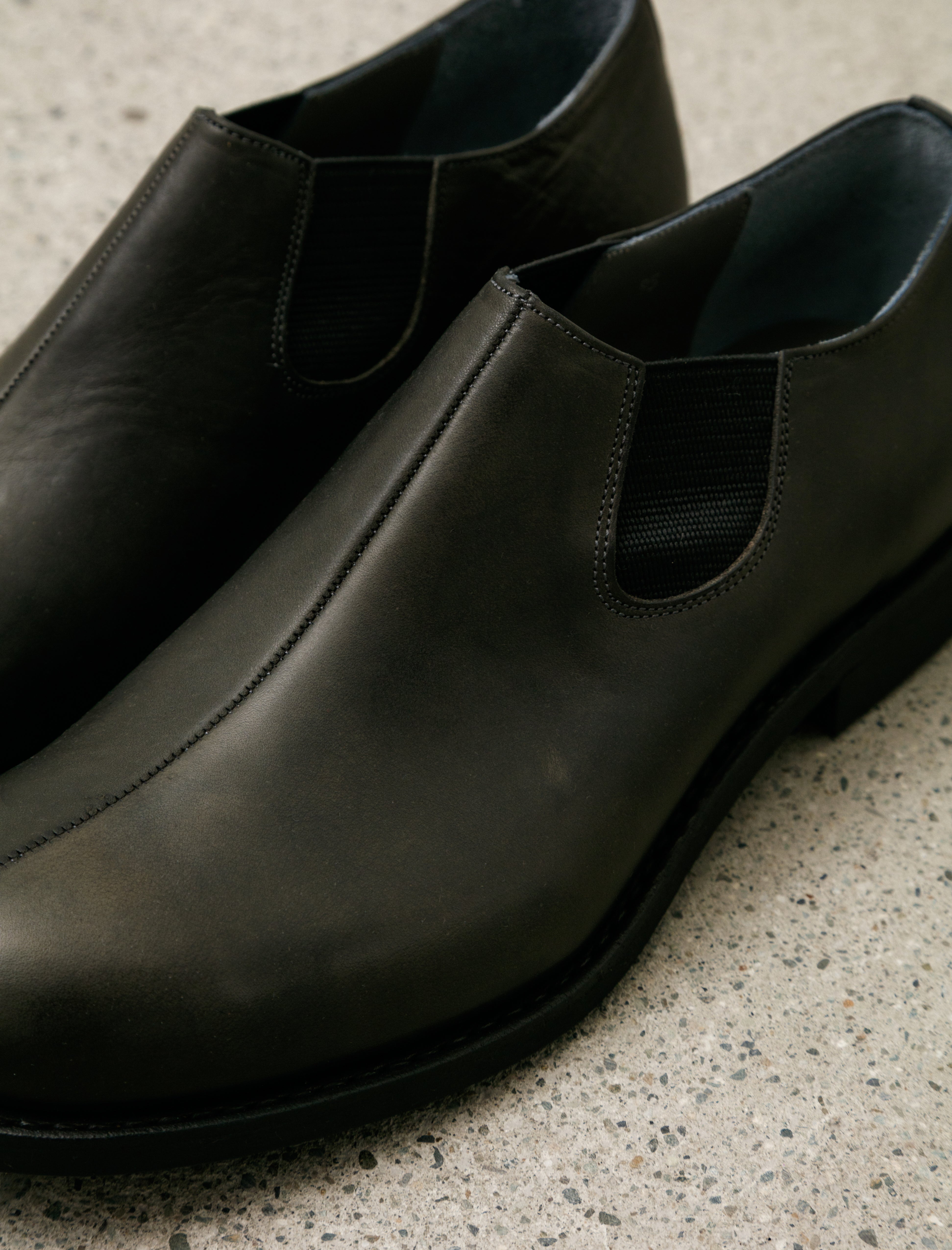 Lady White Co. x Phigvel Split Seam Shoe Charcoal