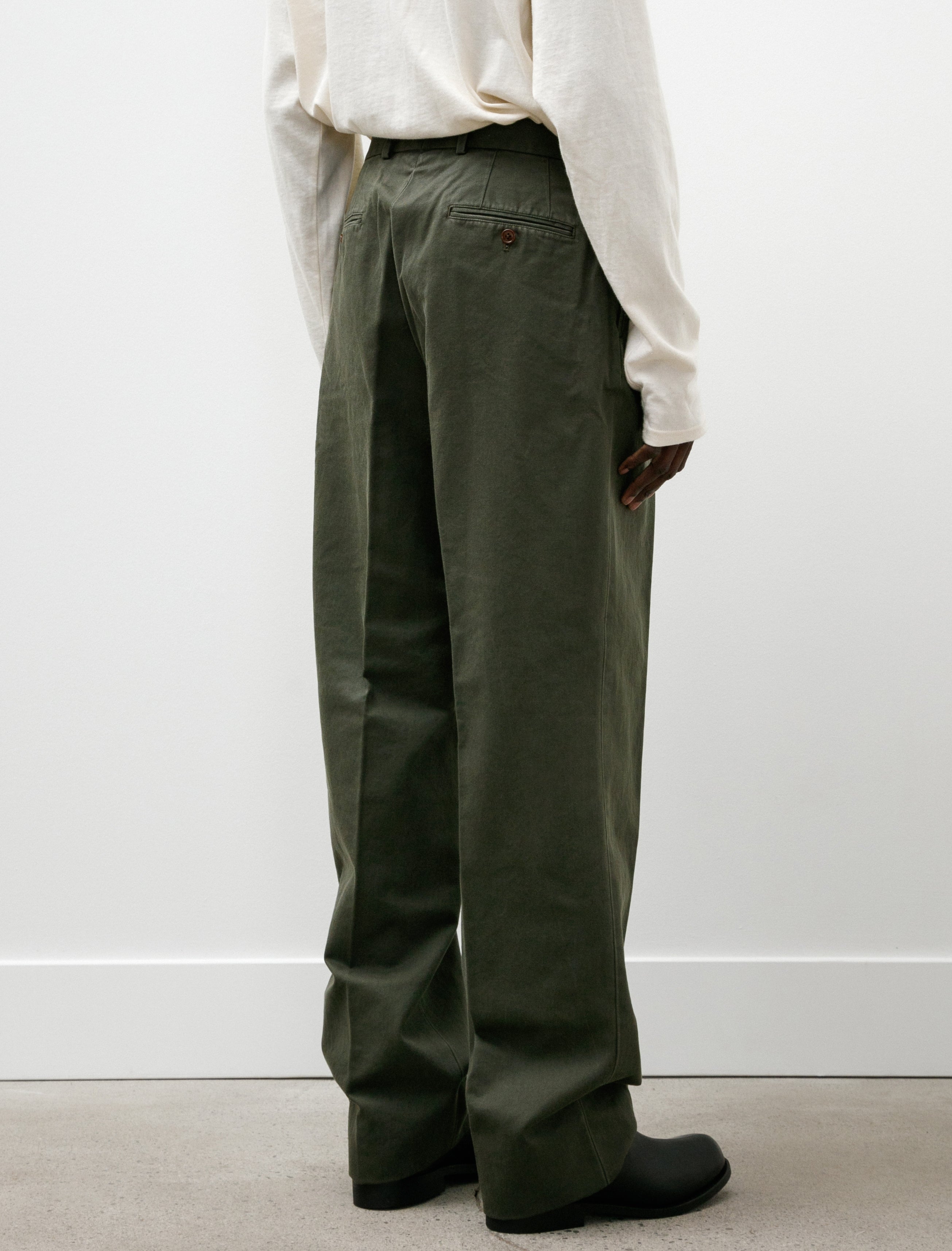 Neat Chino Fade Olive