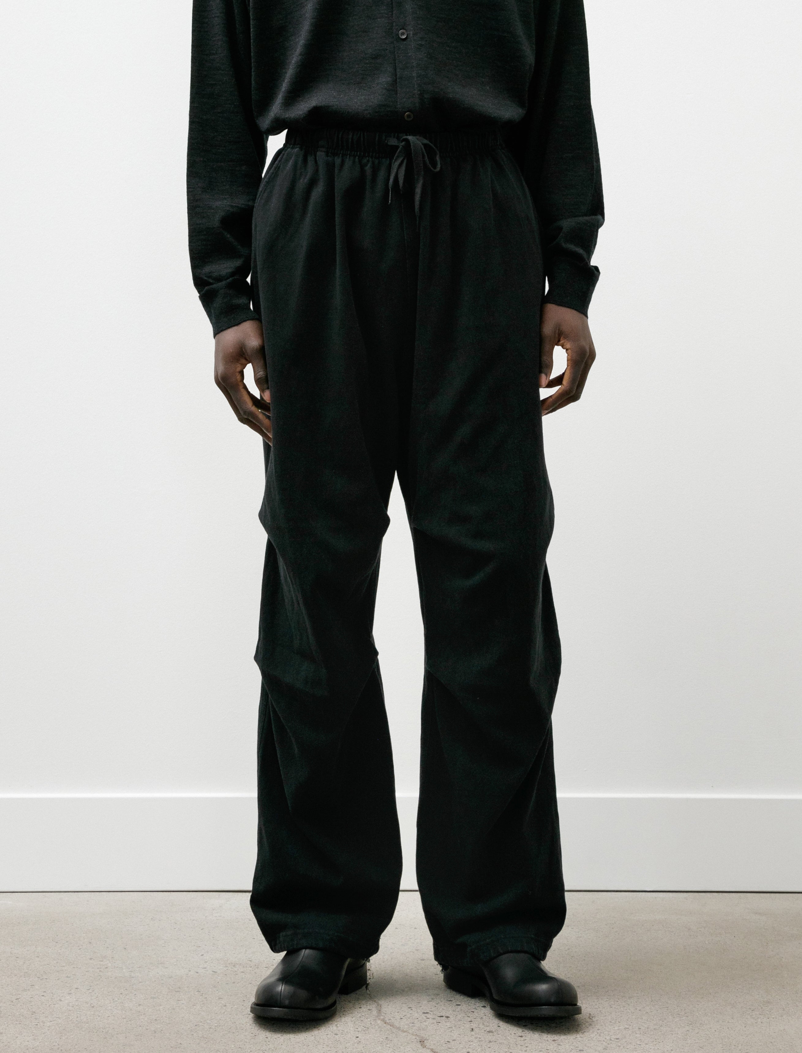 Comoli Cotton Jersey Knee-Tuck Pants Black