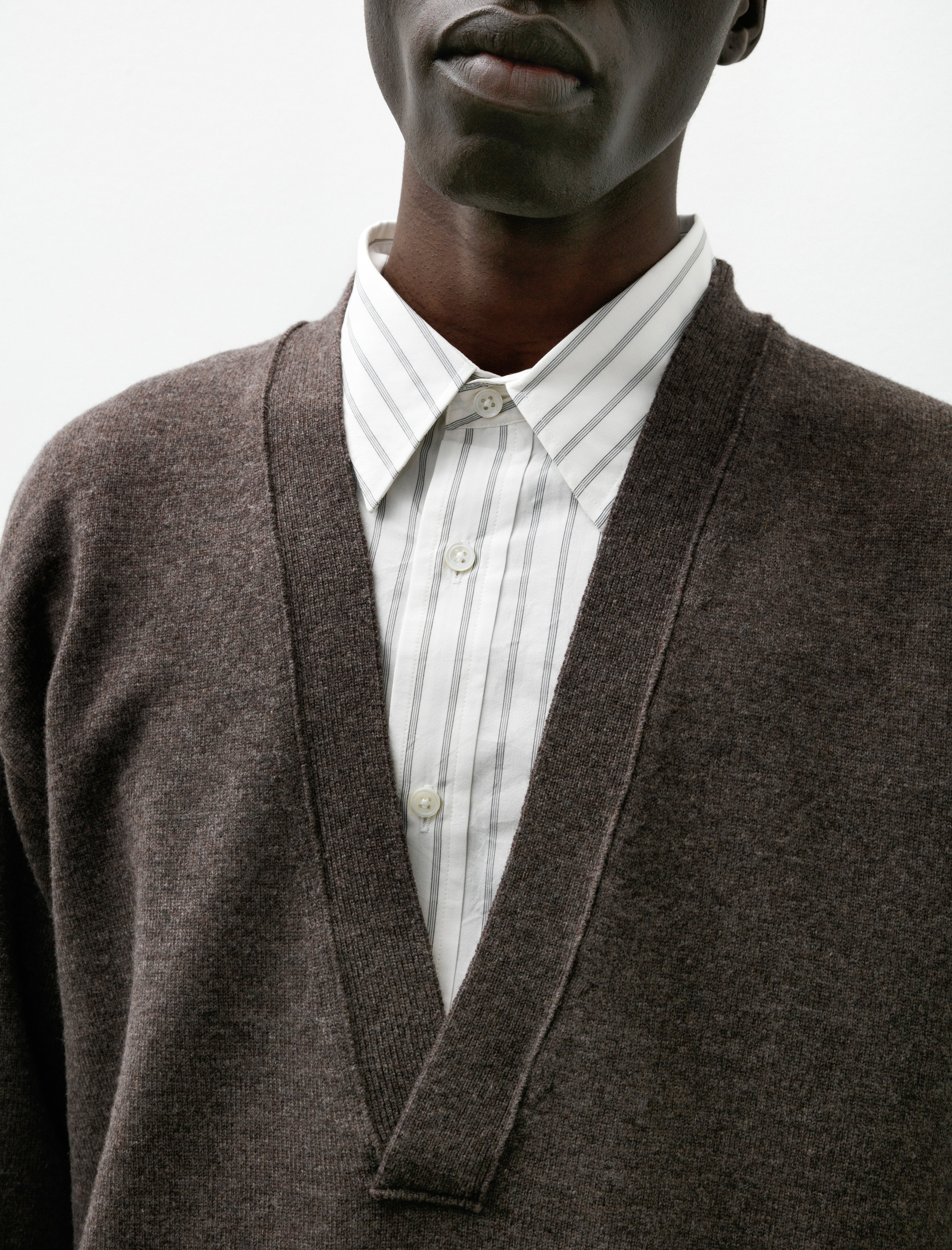 Ernie Palo V-Neck Pullover Knit Black