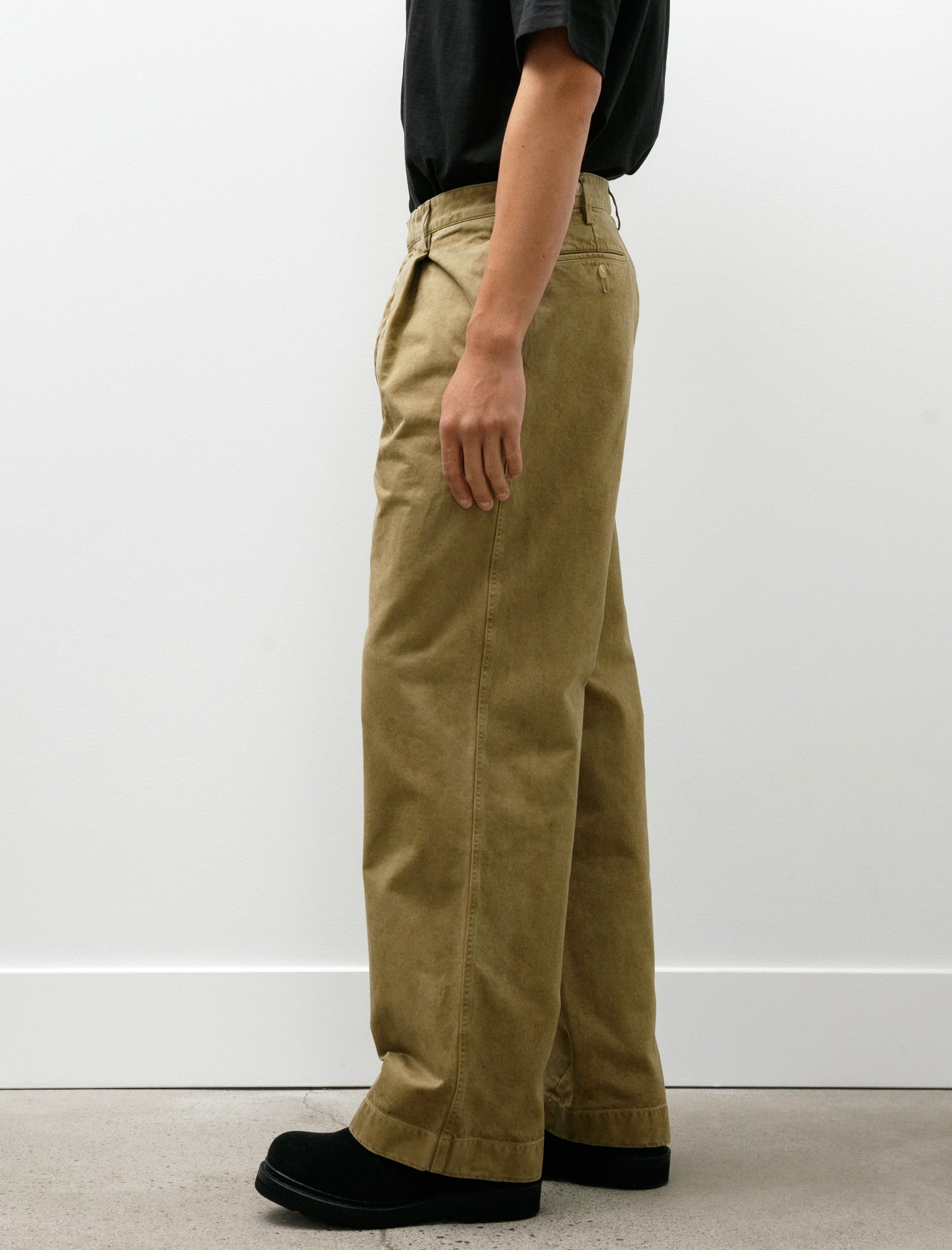 Auralee Product Dyed Finx Chino One-Tuck Pants Beige