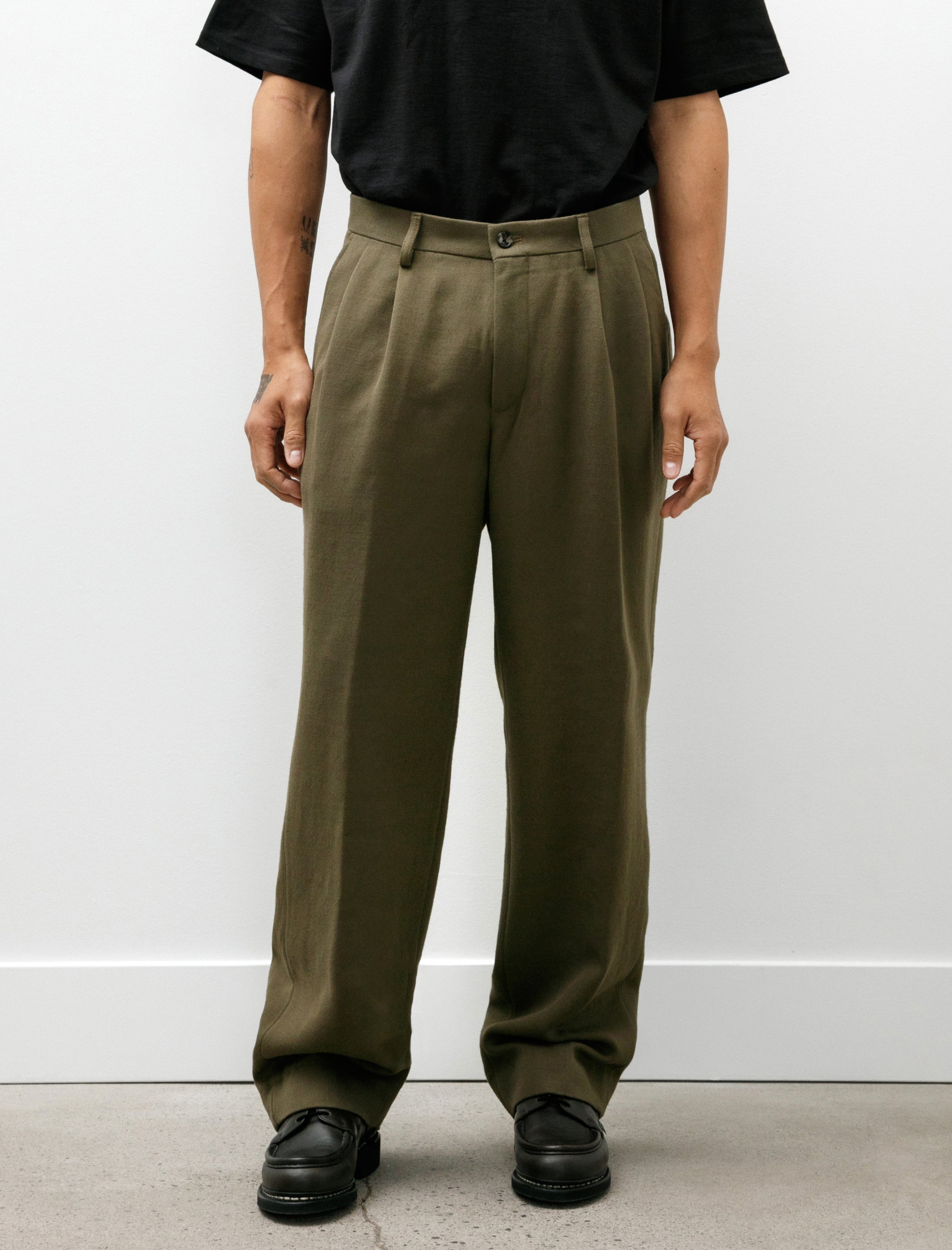 Norse Projects Benn Relaxed Cavalry Cotton Wool Pleated Trouser Olive Night