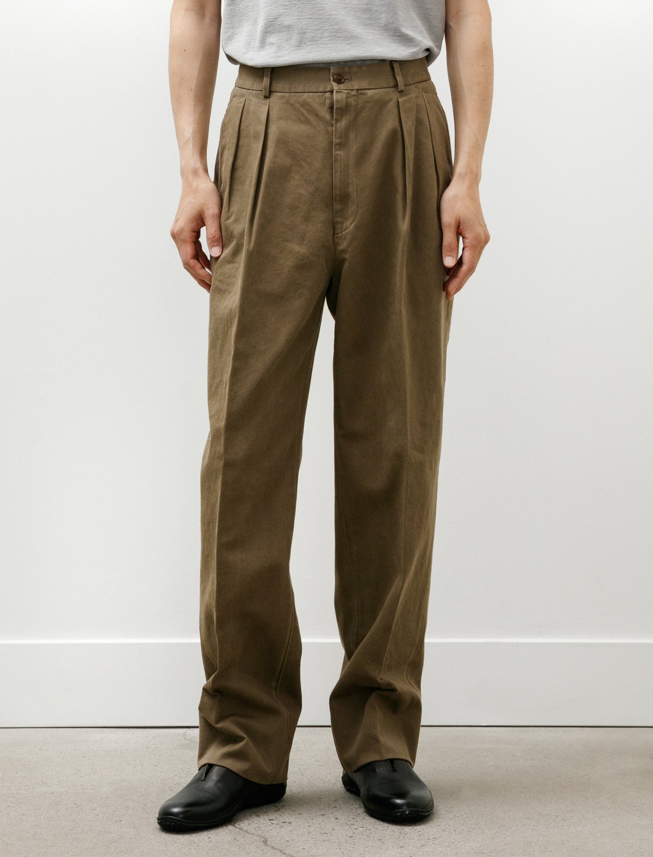Neat Chino Fade Brown