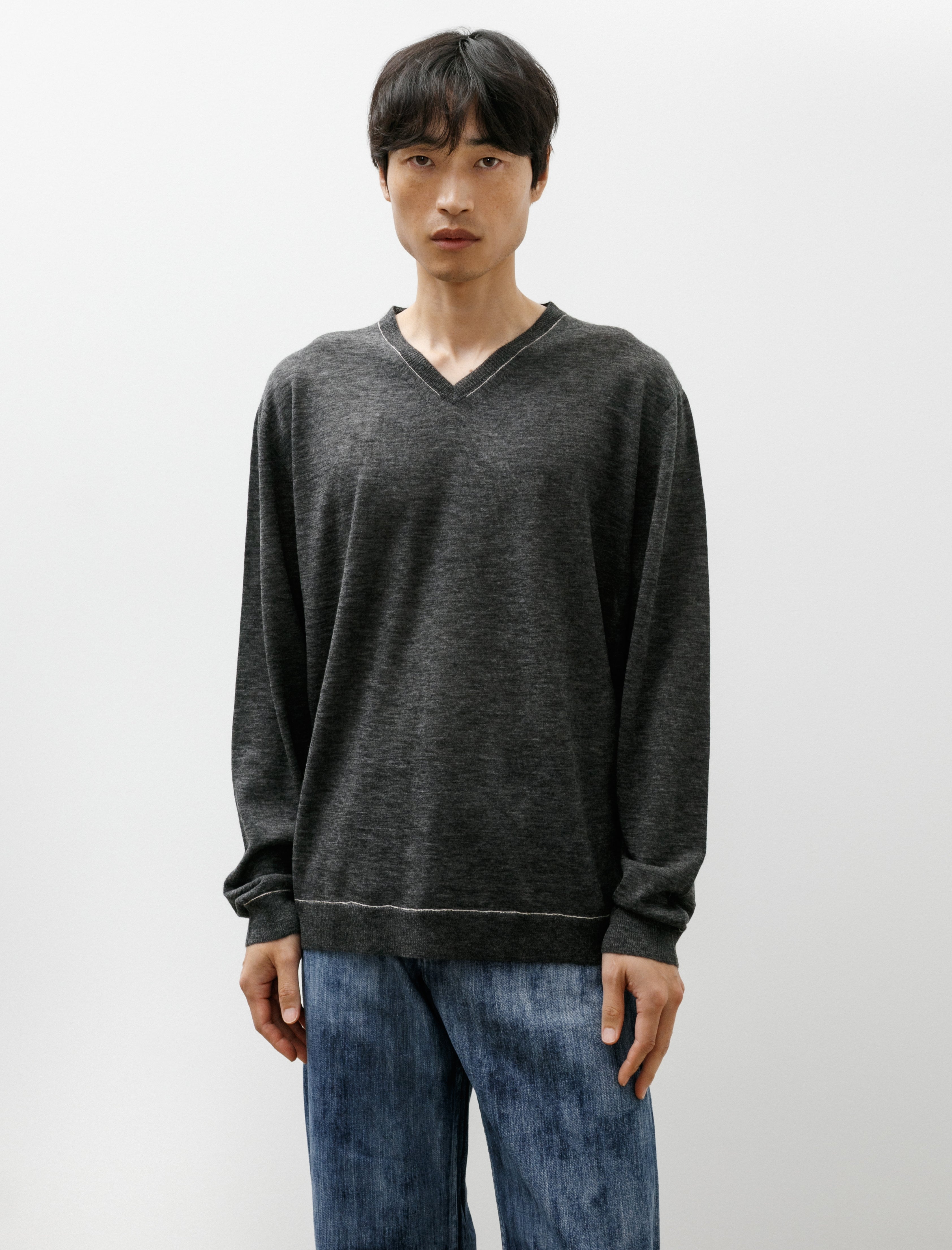 Seya Stitched V-Neck Breeze Yak Natural Grey